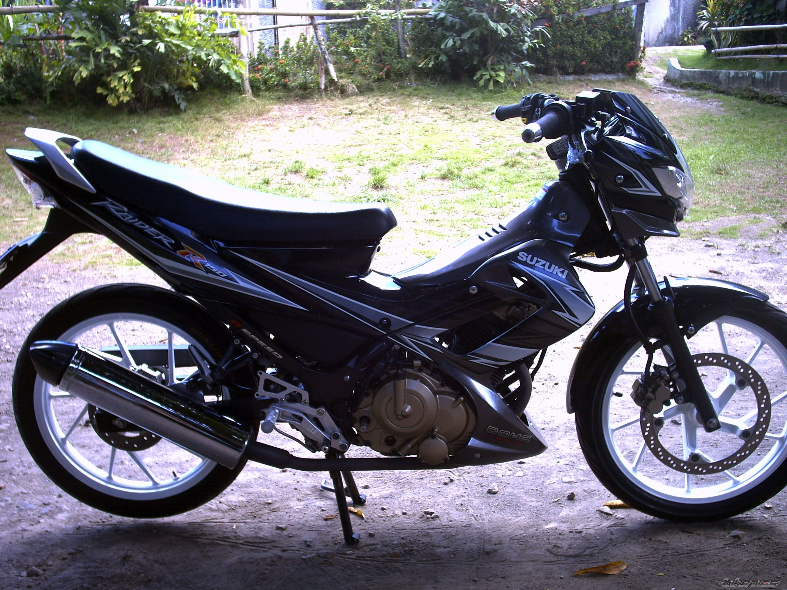 Photo 1998948