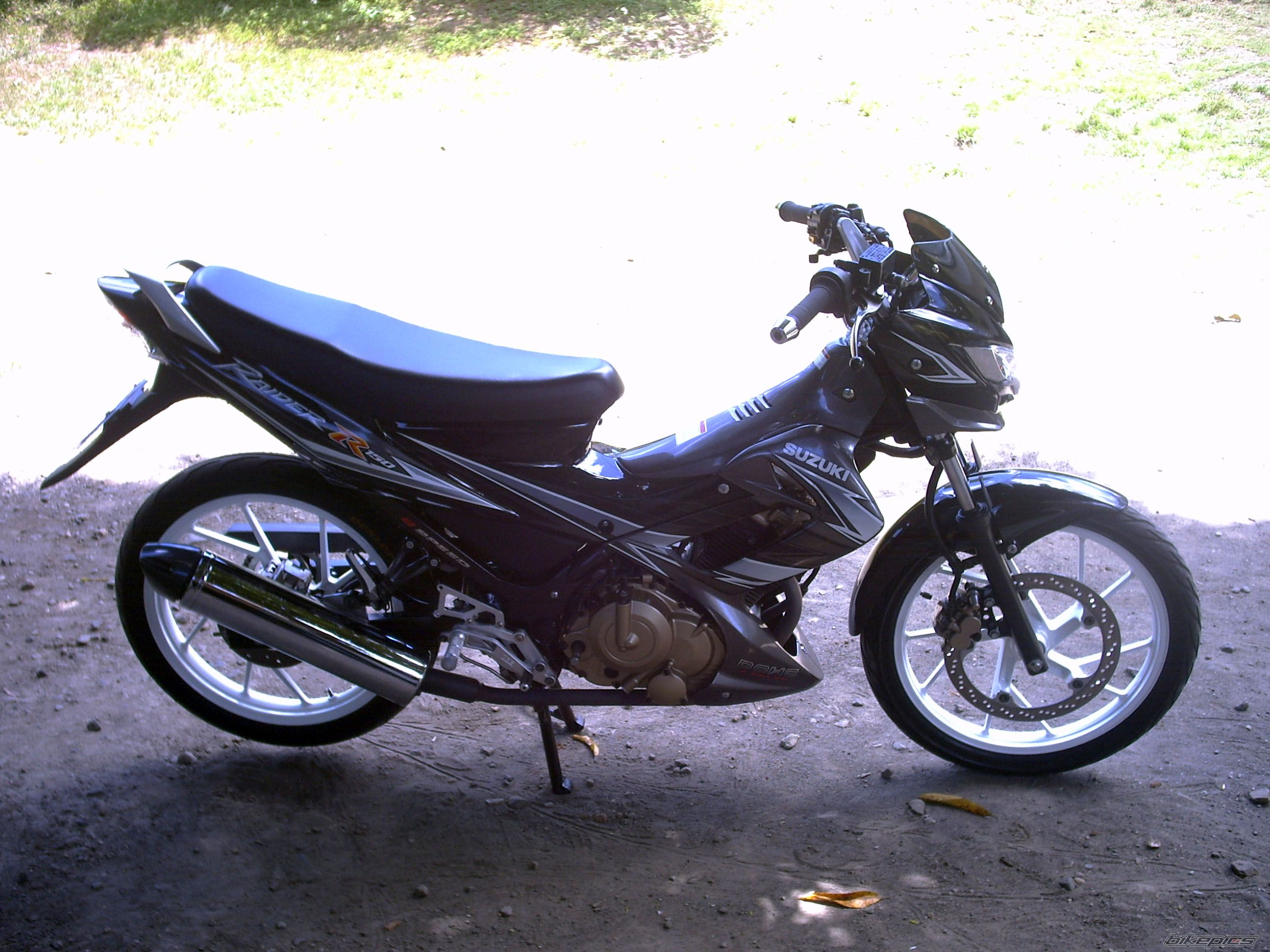 Photo 1998949