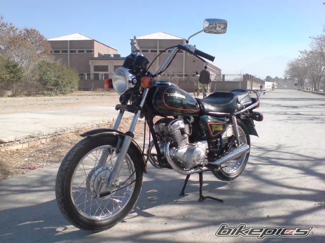Photo 1998987