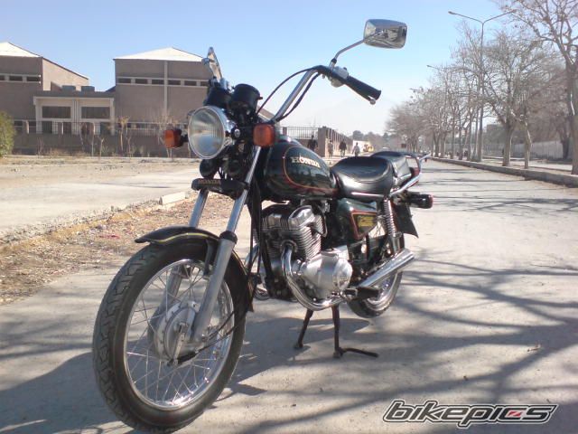 Photo 1998988