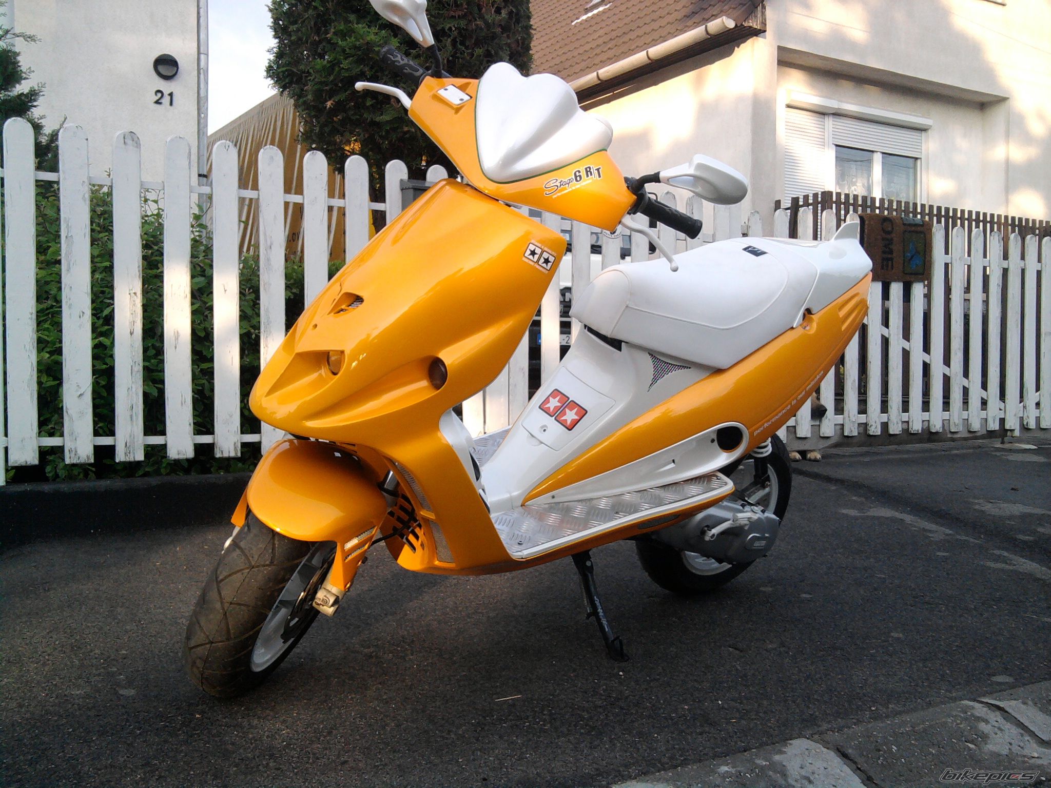 Bike Photo 1999240