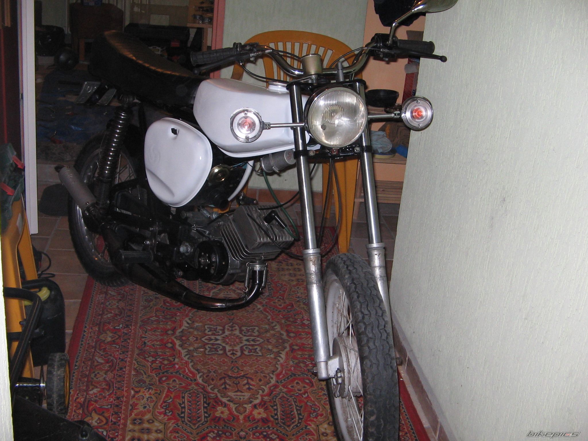 Photo 1999353