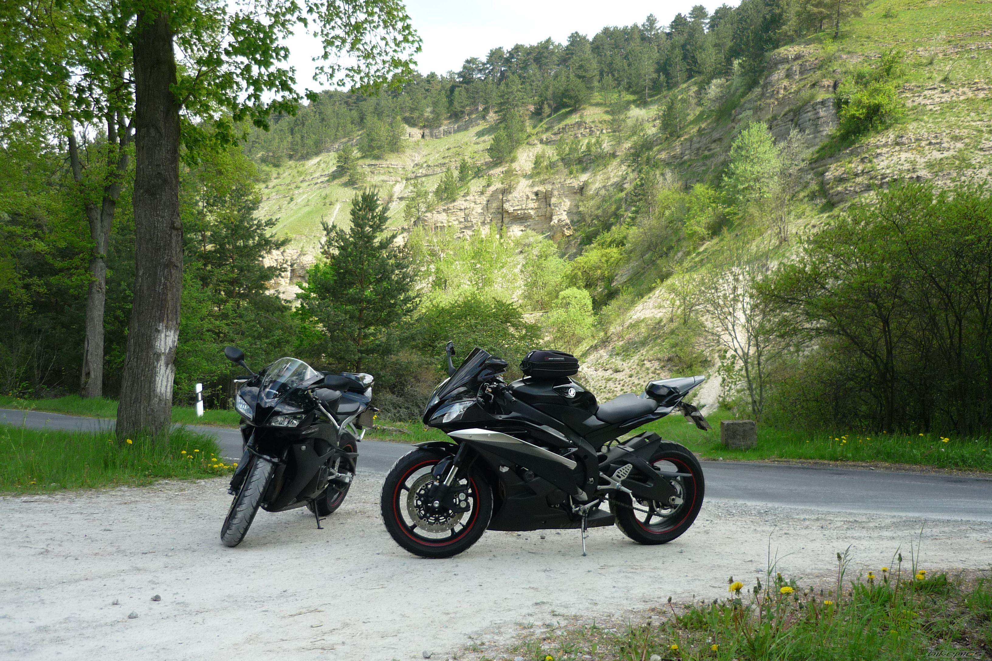 Bike Photo 1999383