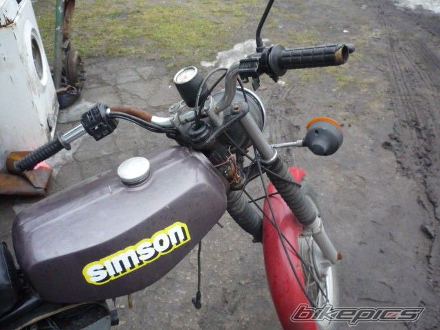 Photo 1999386