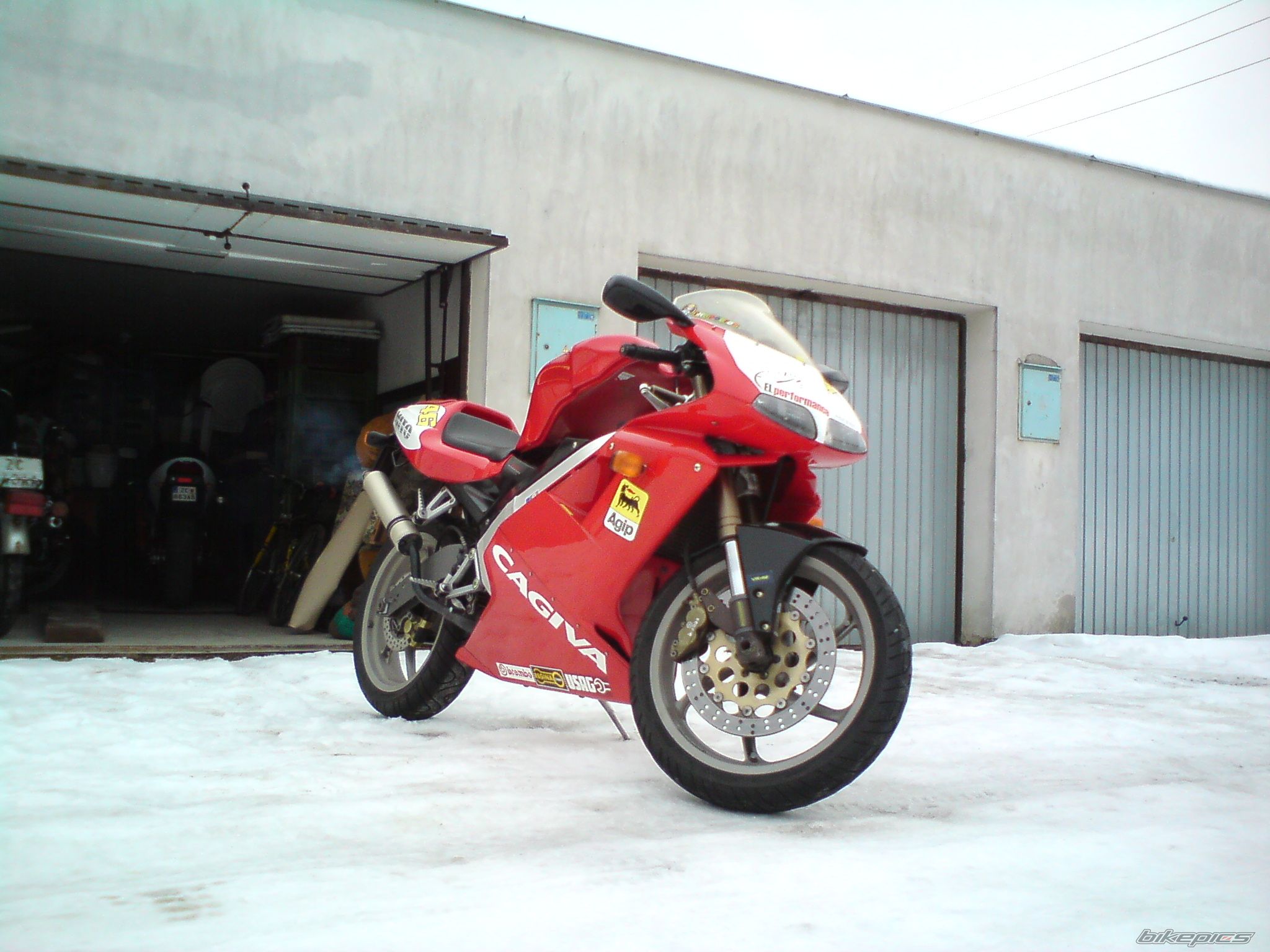 Bike Photo 1999446