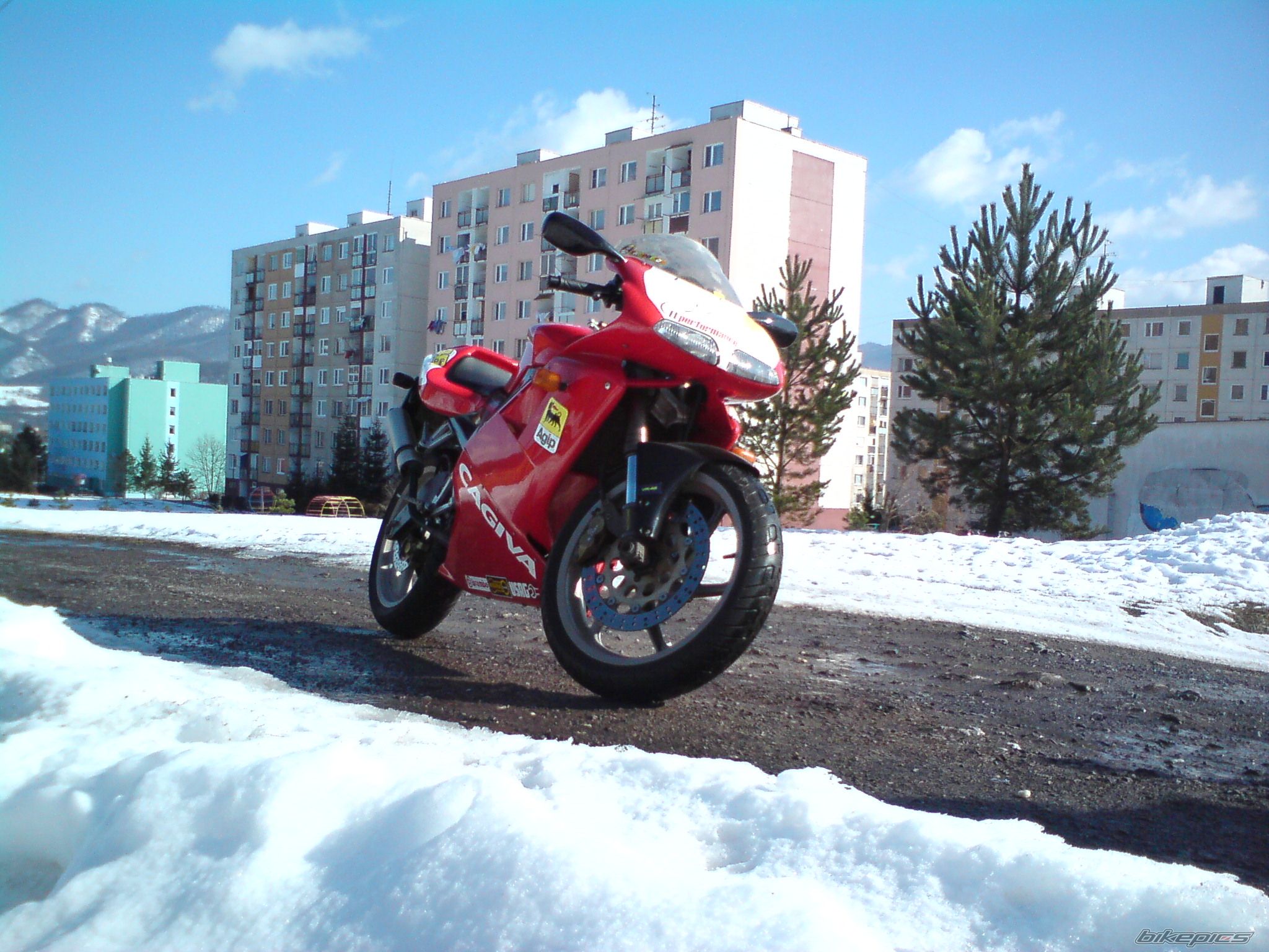 Bike Photo 1999452