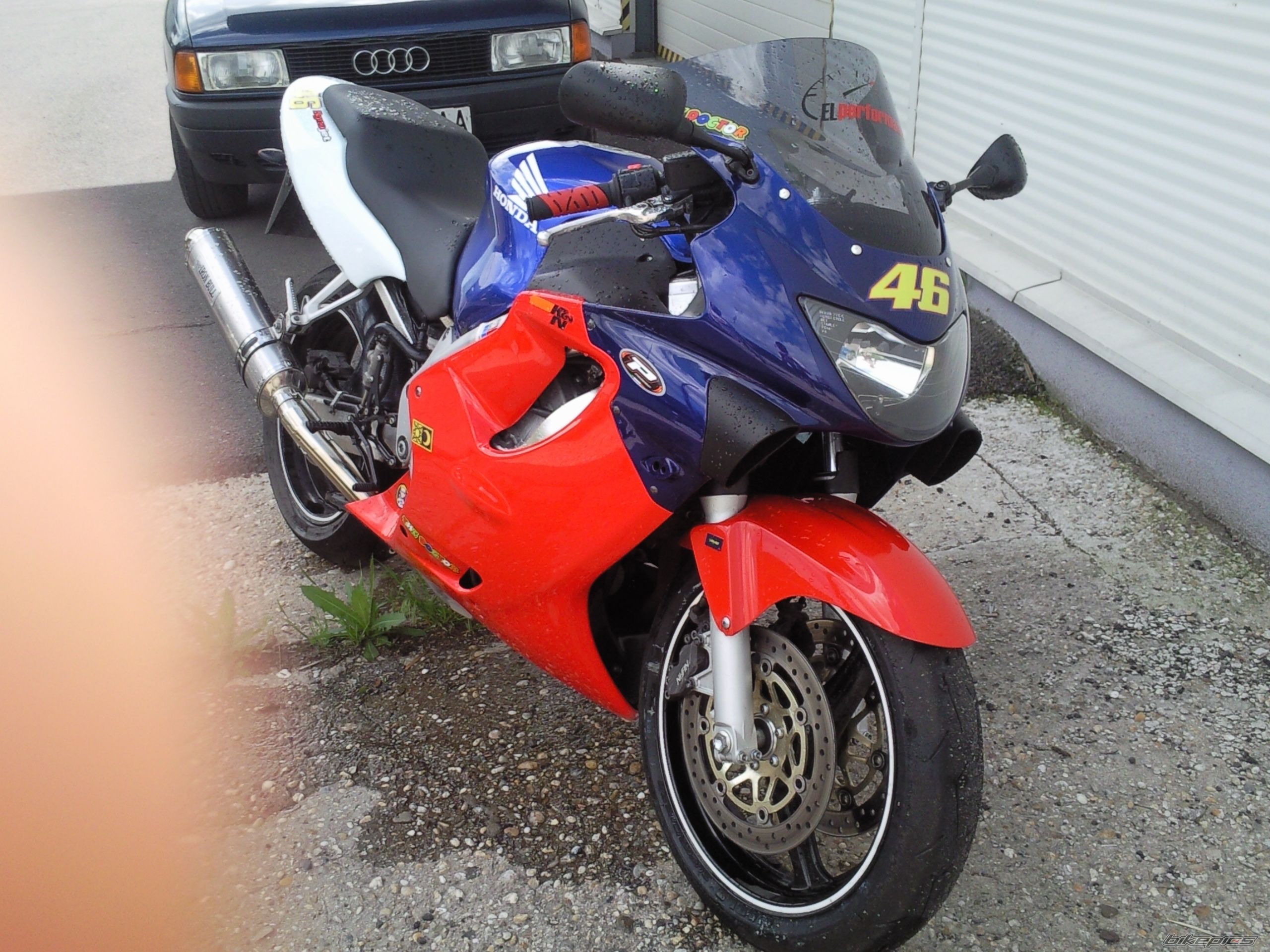 Bike Photo 1999464