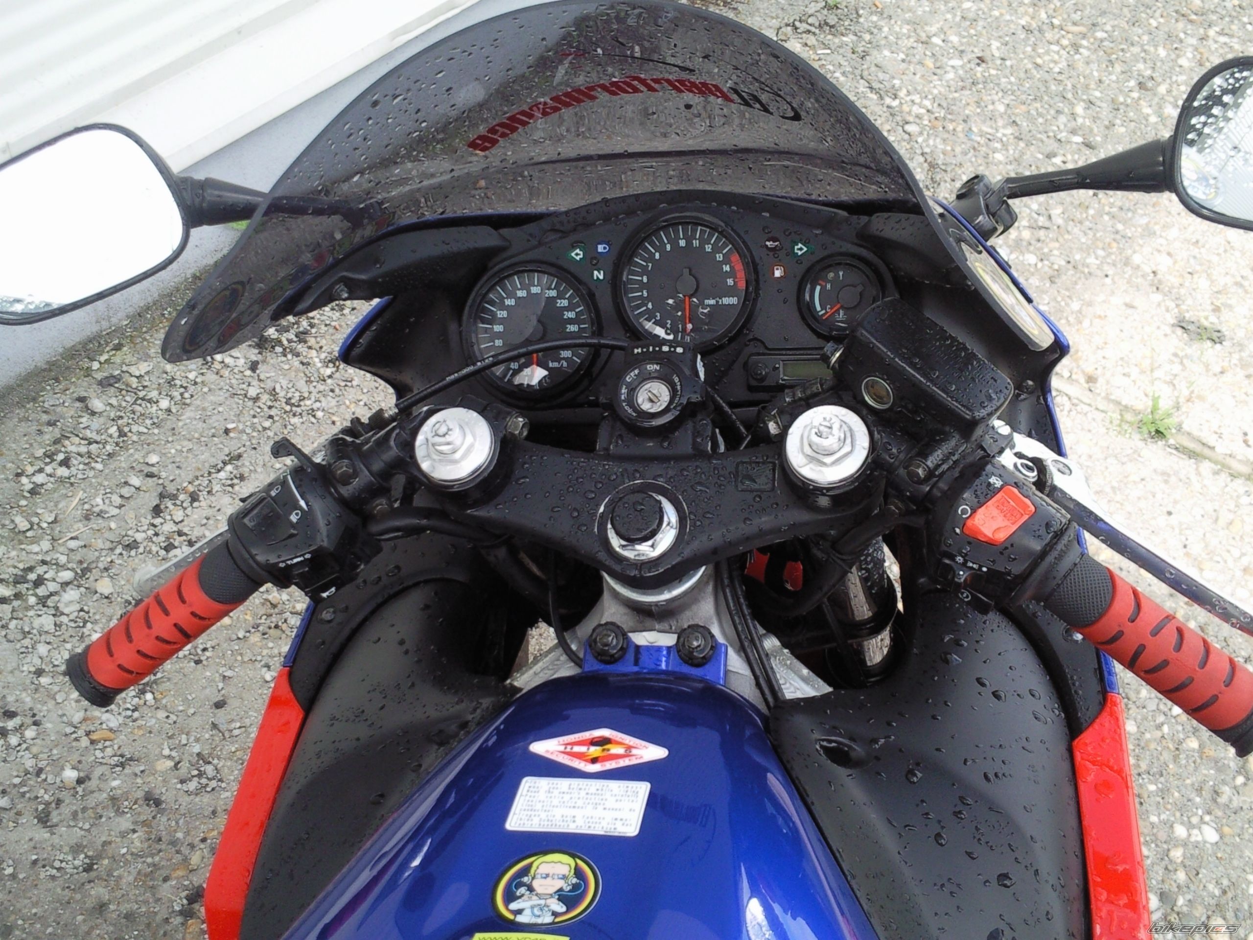 Bike Photo 1999467