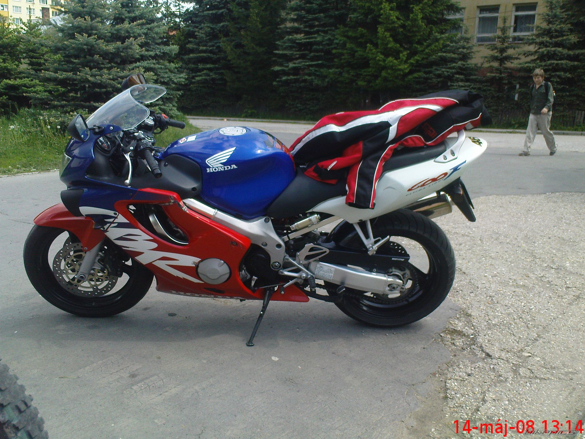 Bike Photo 1999500