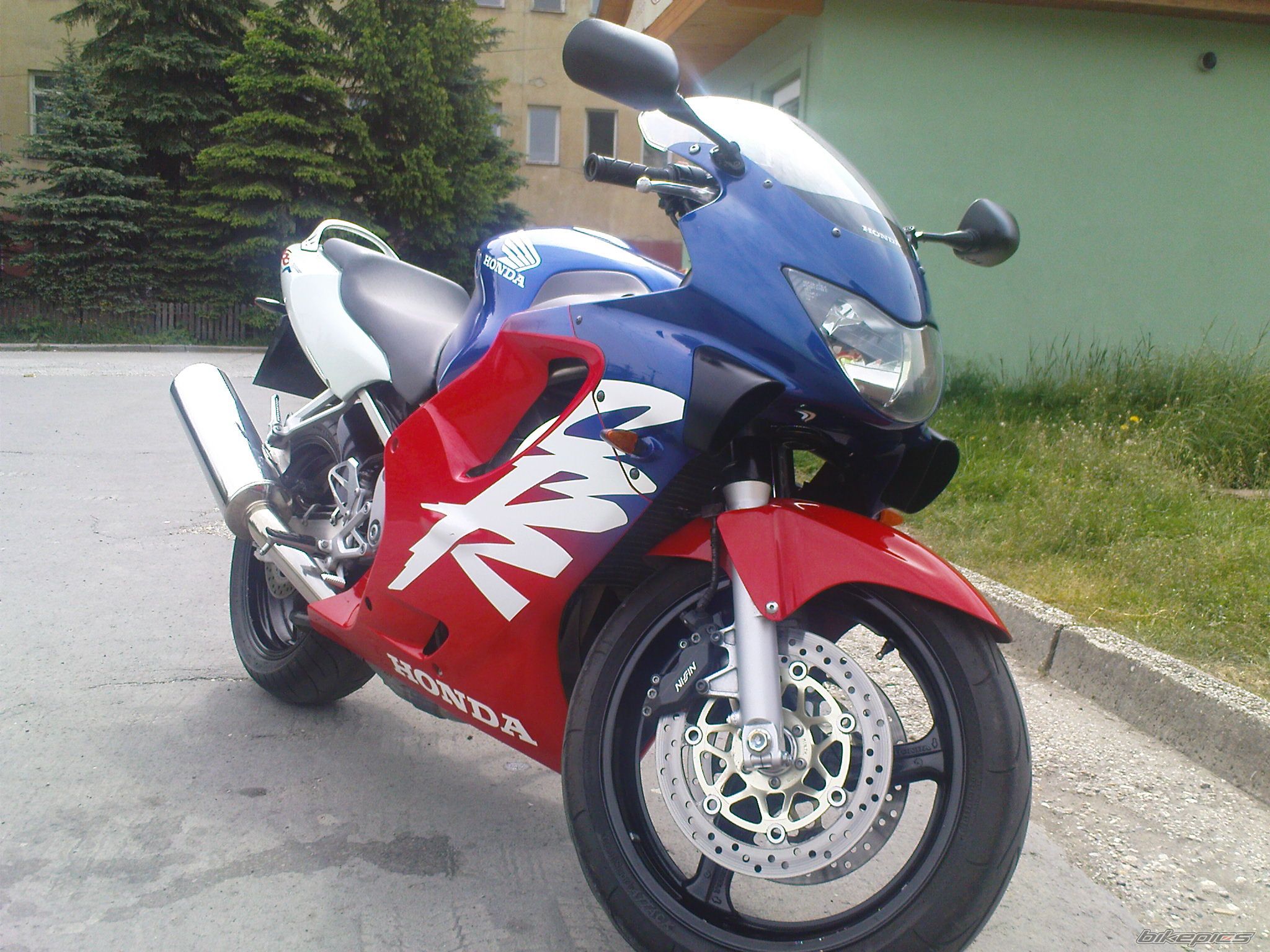 Bike Photo 1999517