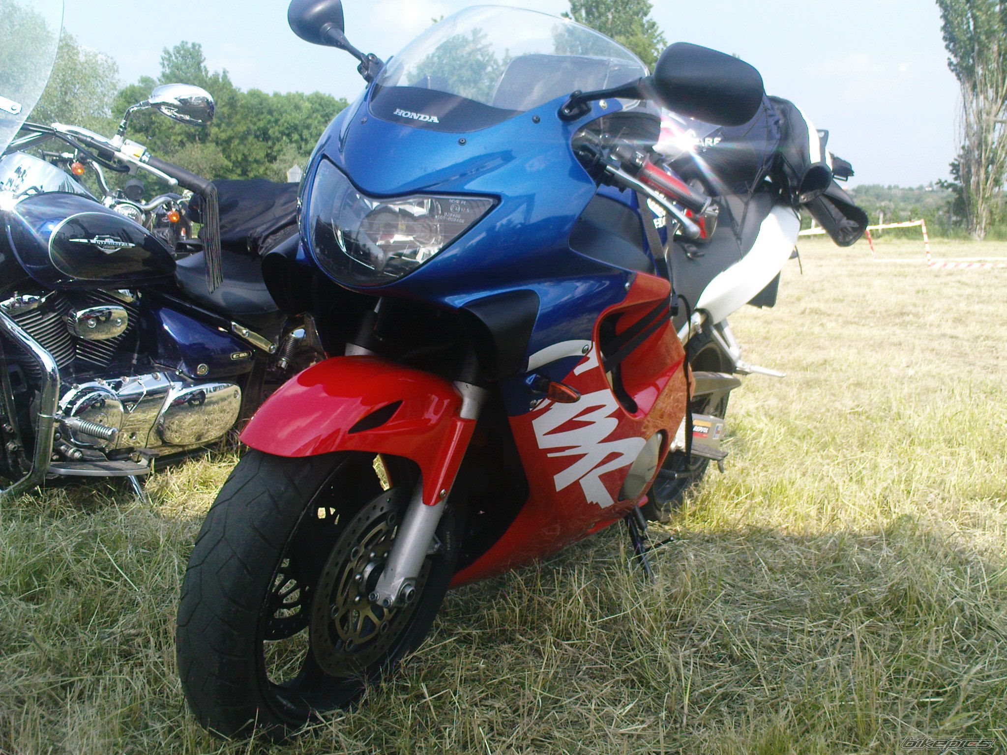 Bike Photo 1999521
