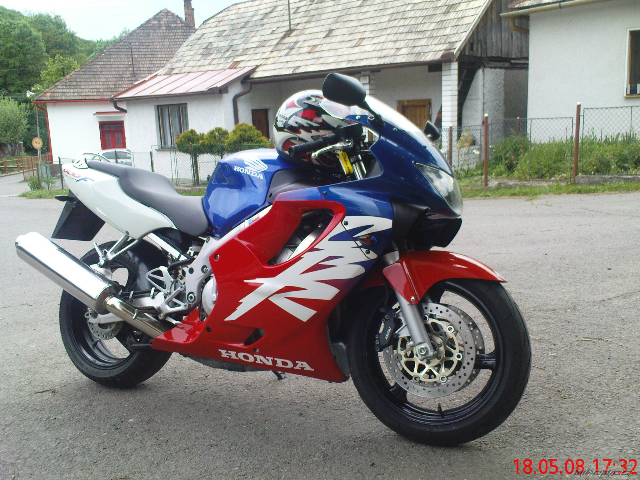 Bike Photo 1999523