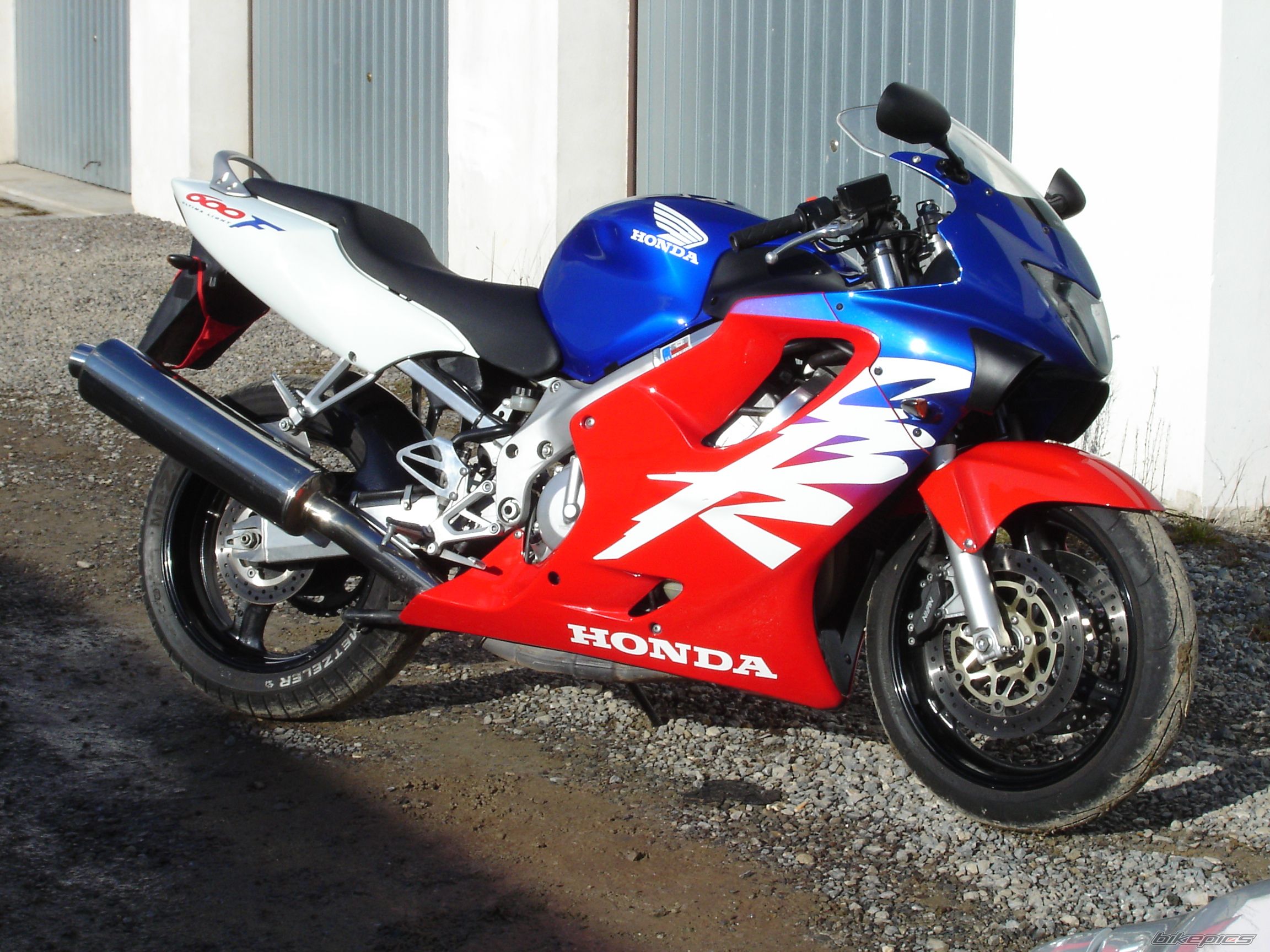 Bike Photo 1999540