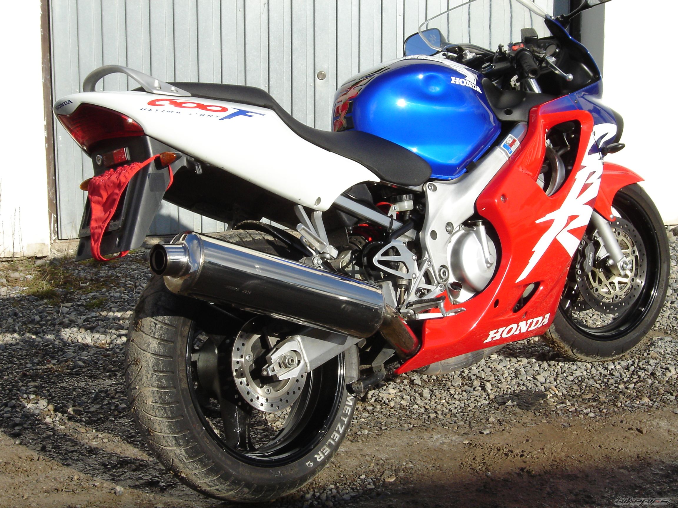 Bike Photo 1999544