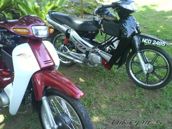 Photo 1999668