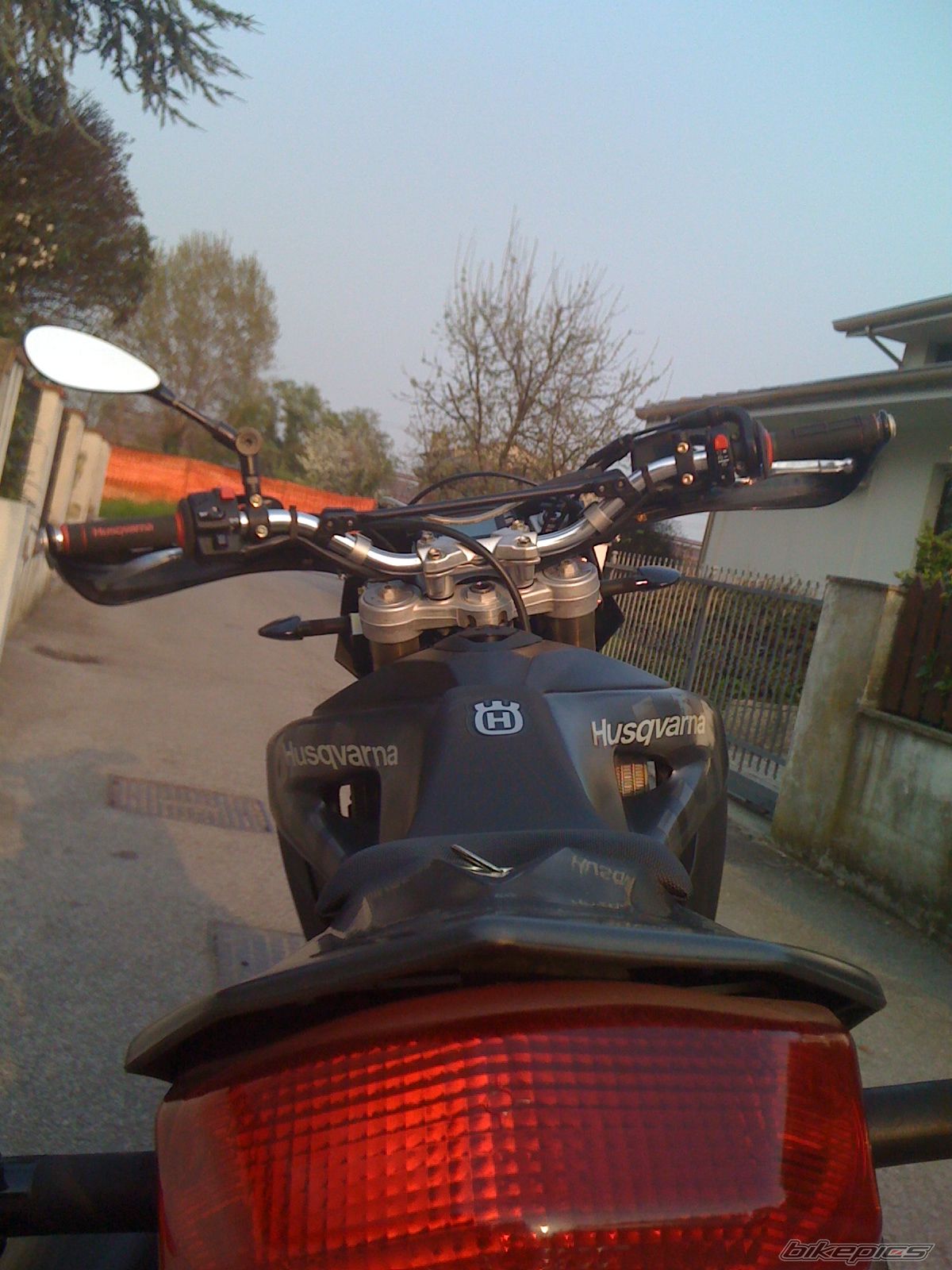 Photo 1999812