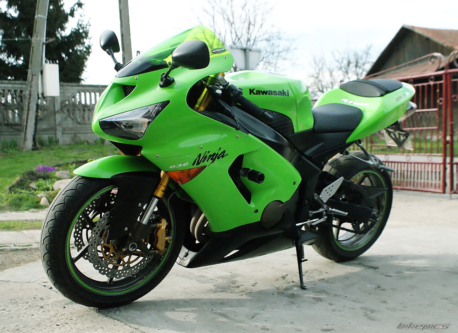 Bike Photo 1999814