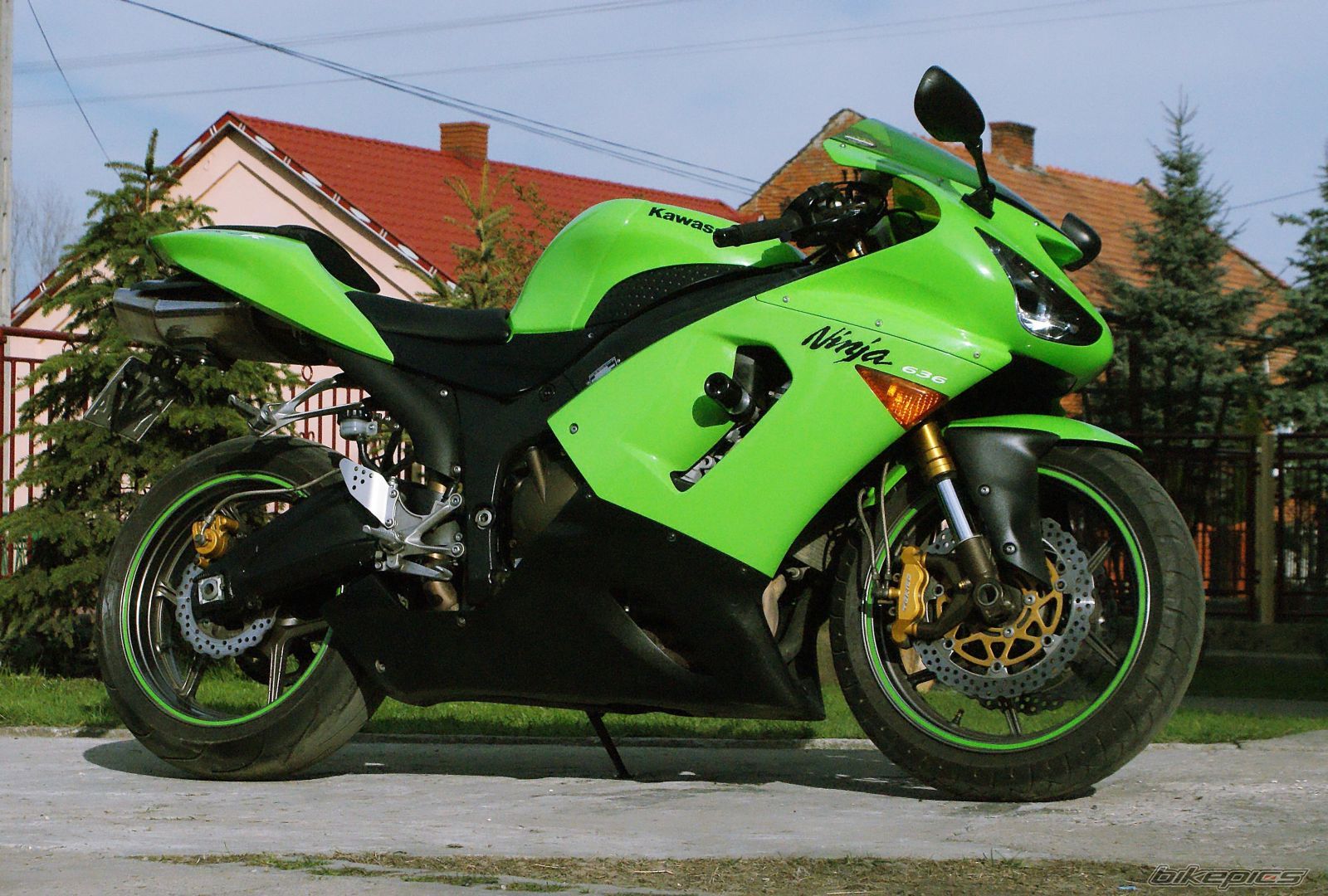 Bike Photo 1999816
