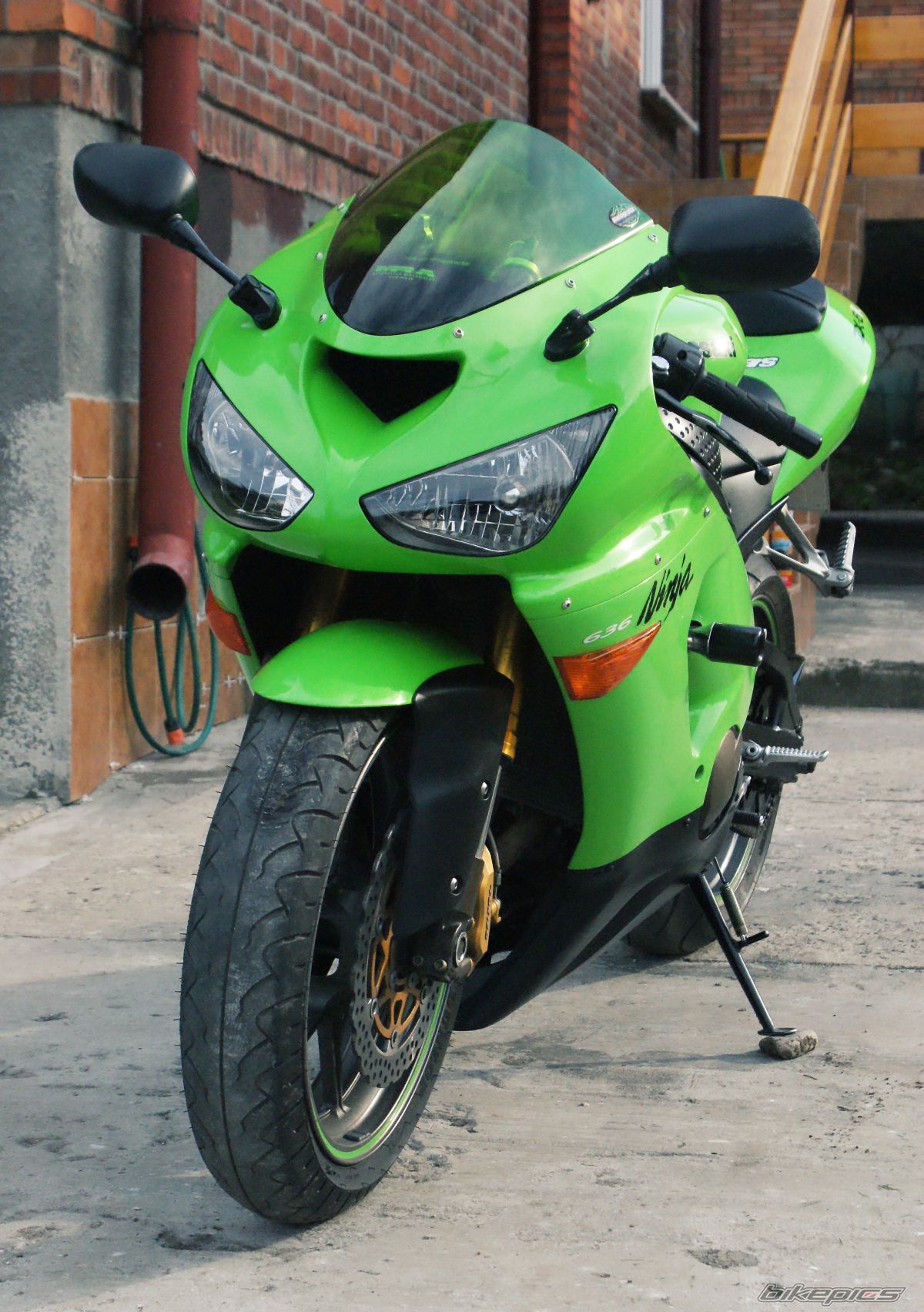 Bike Photo 1999818