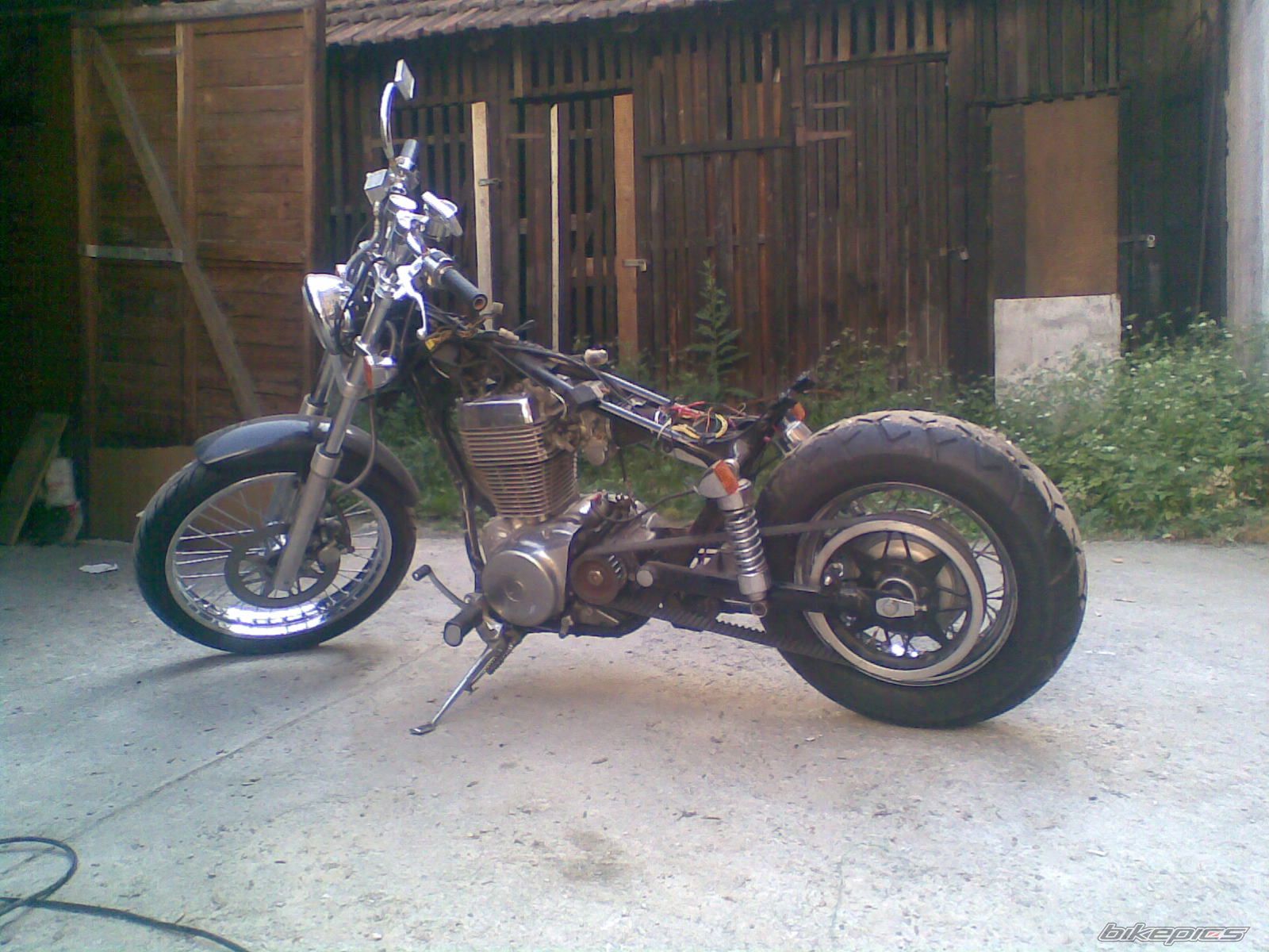 Photo 2000103