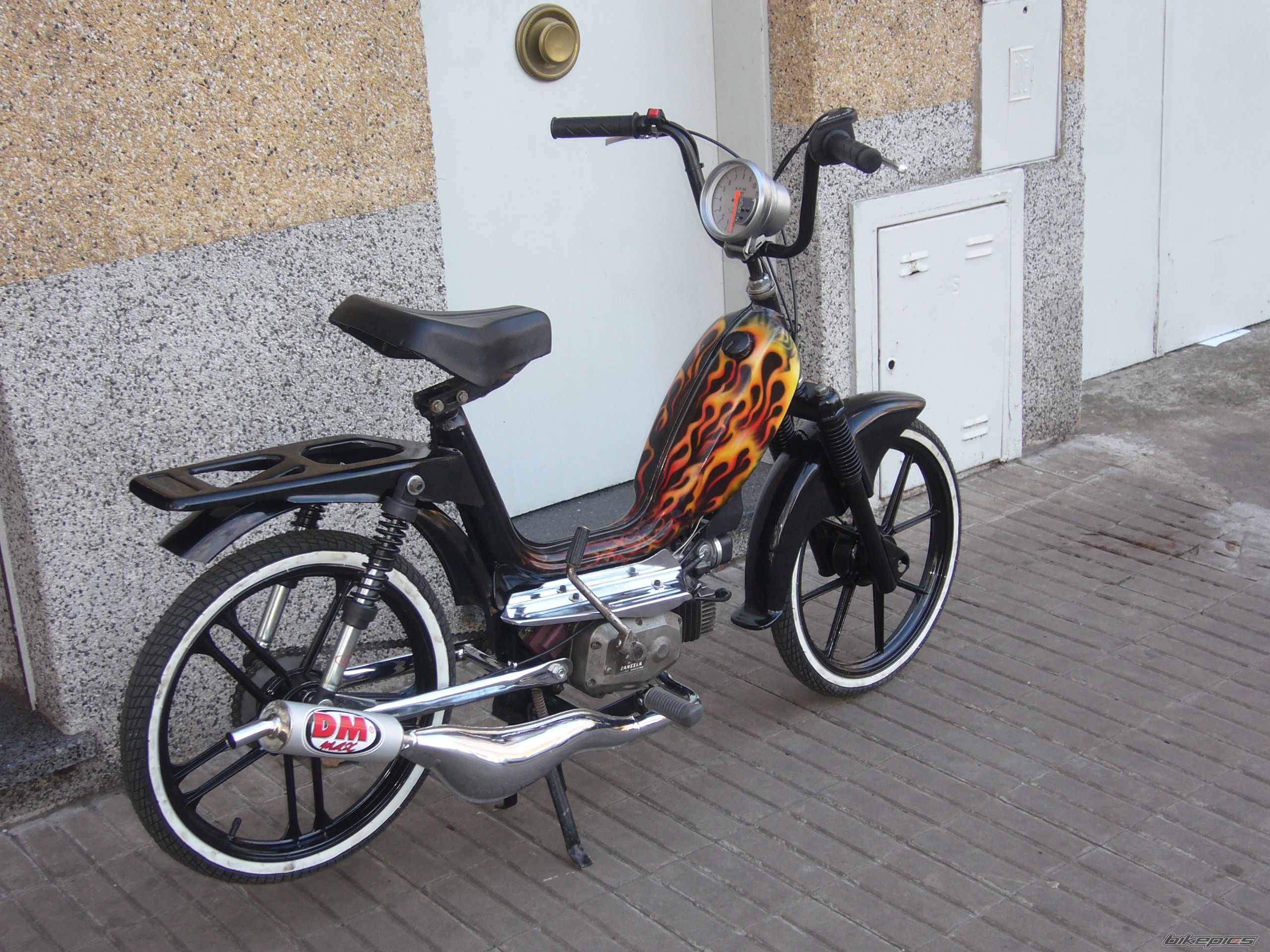 Photo 2000324