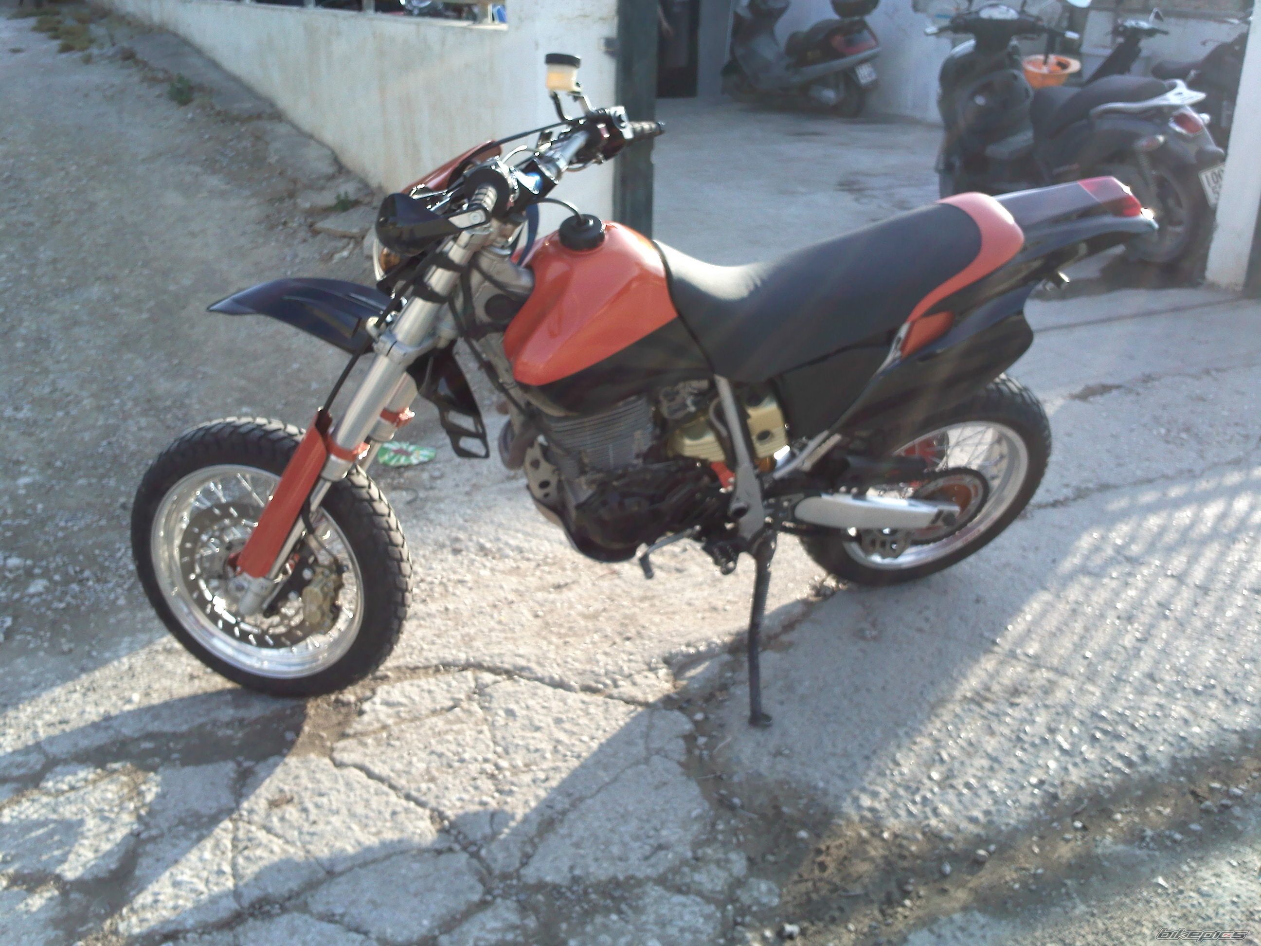 Photo 2000539