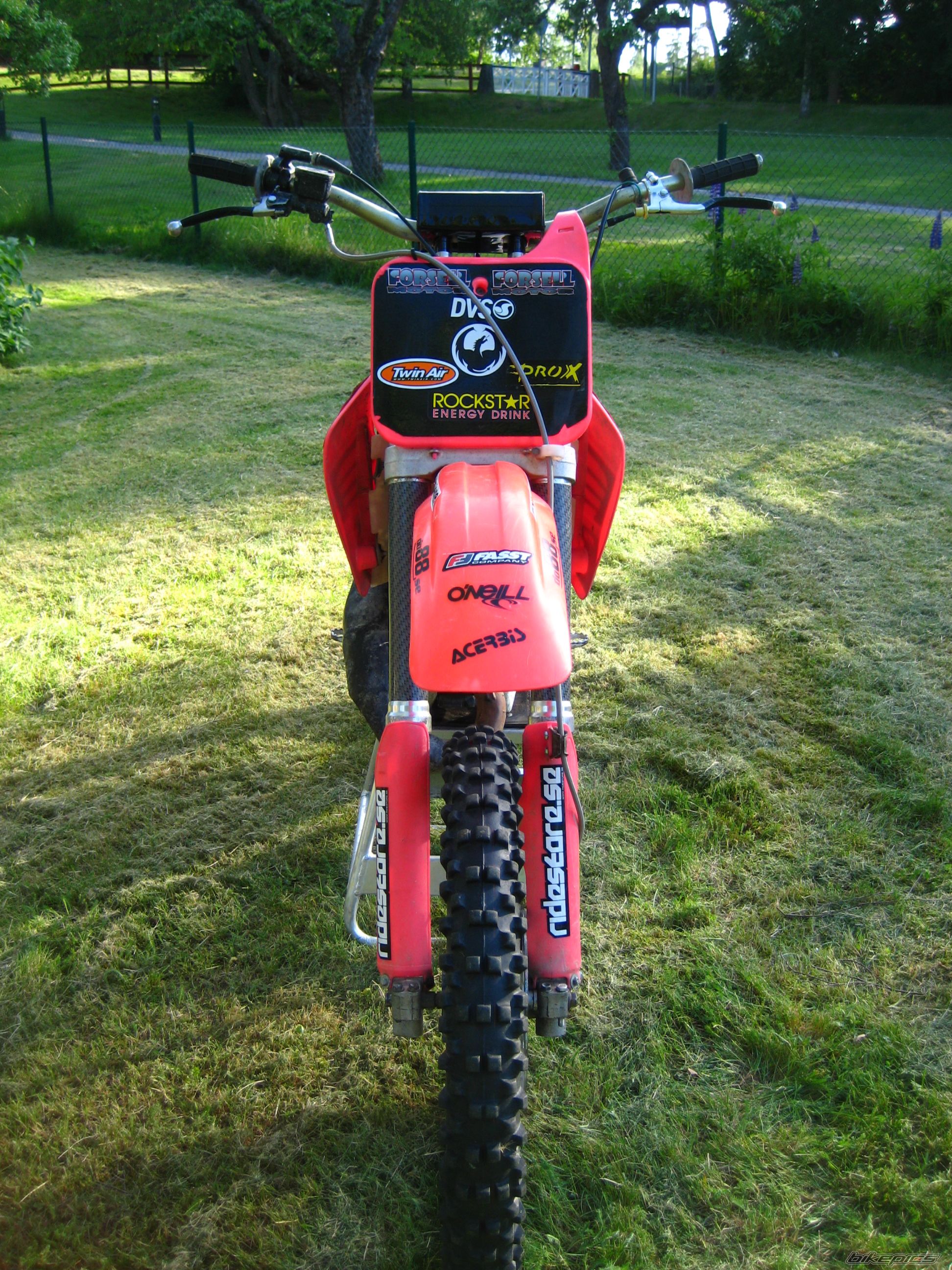 Photo 2000581