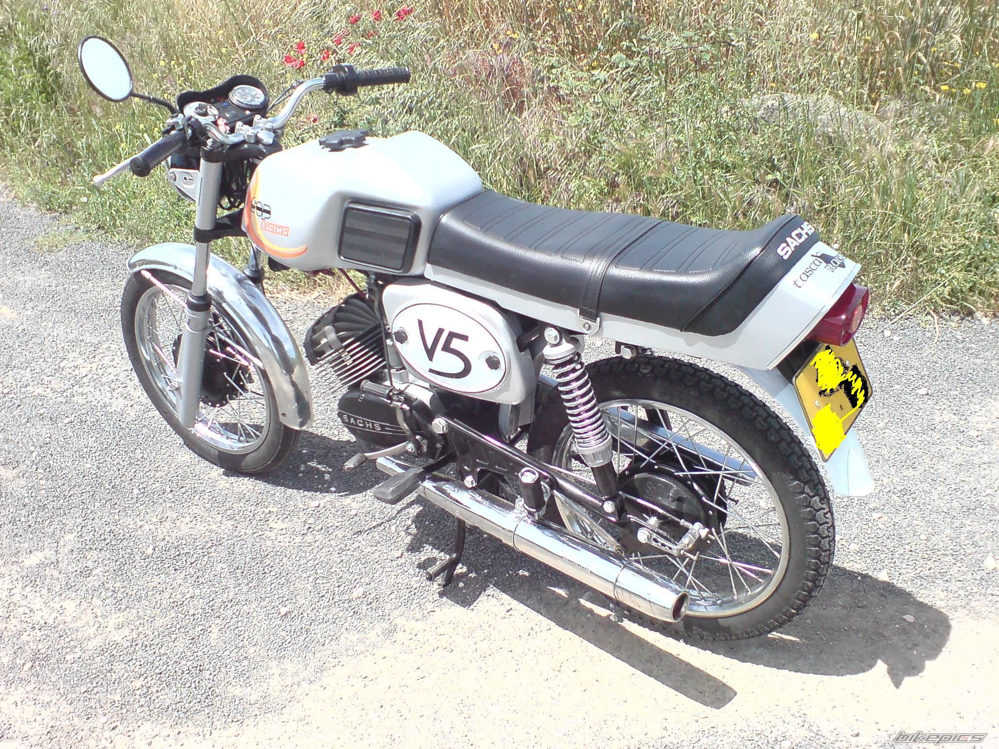 Photo 2000589