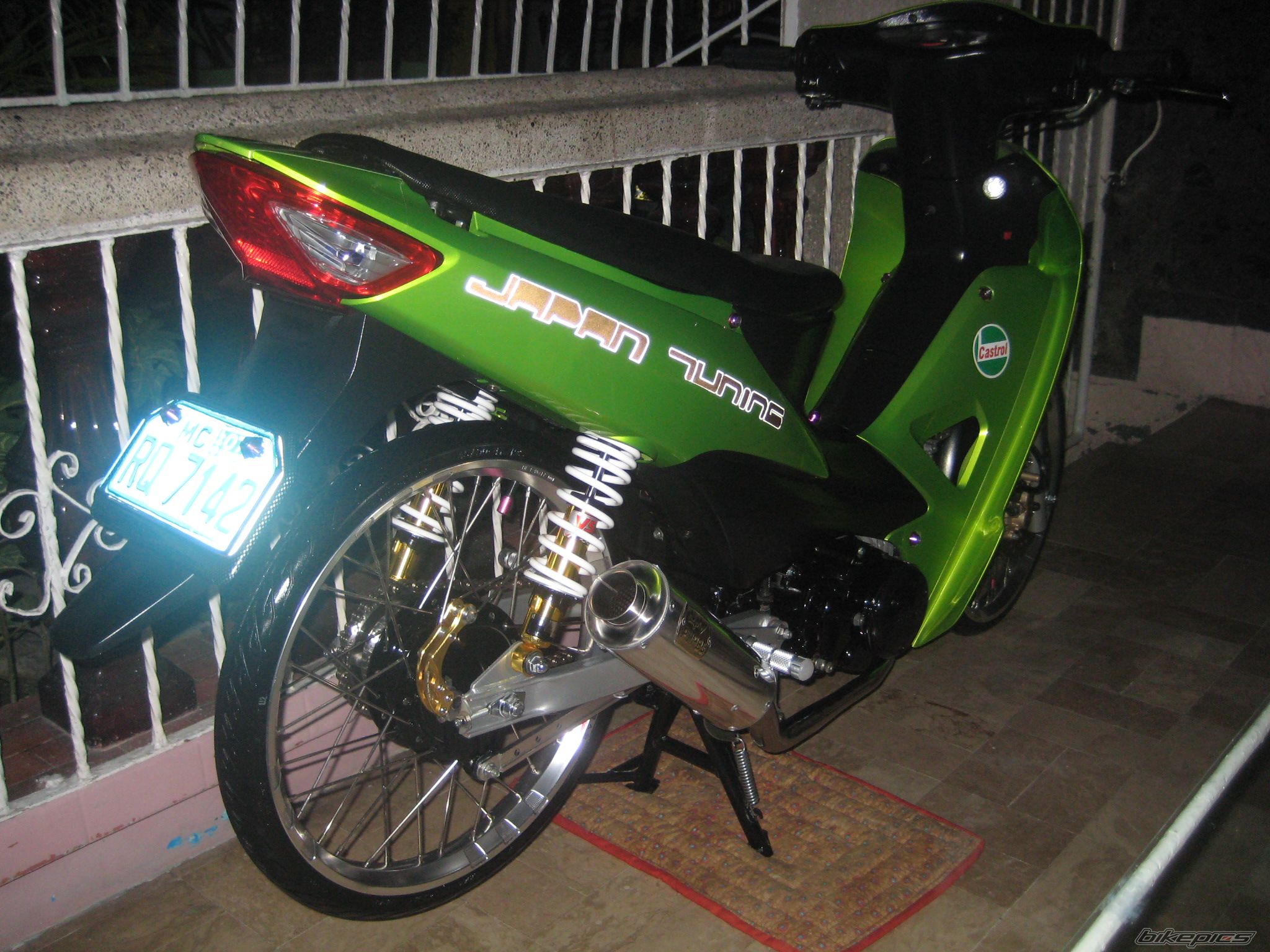Photo 2000711