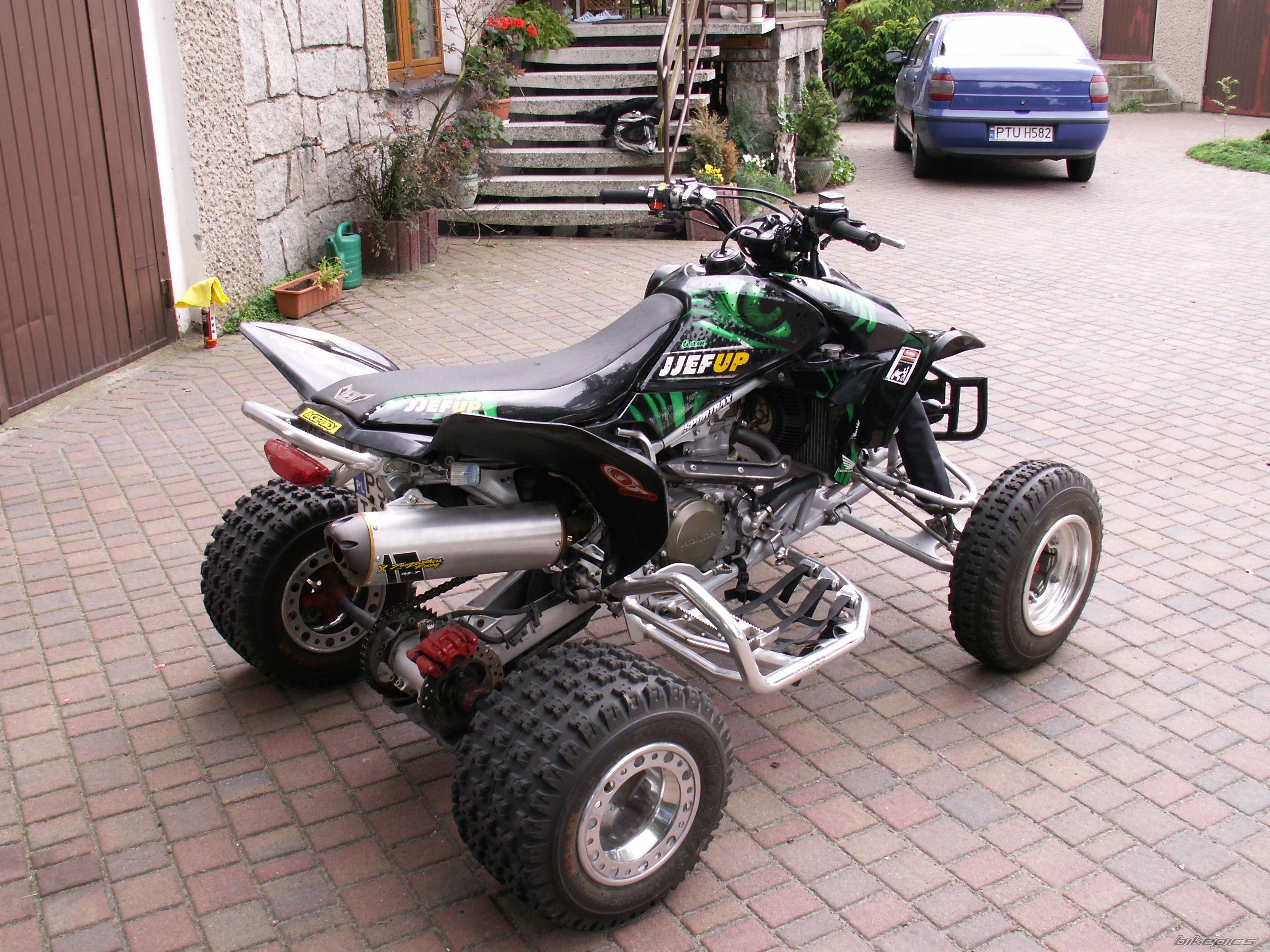 Photo 2000790