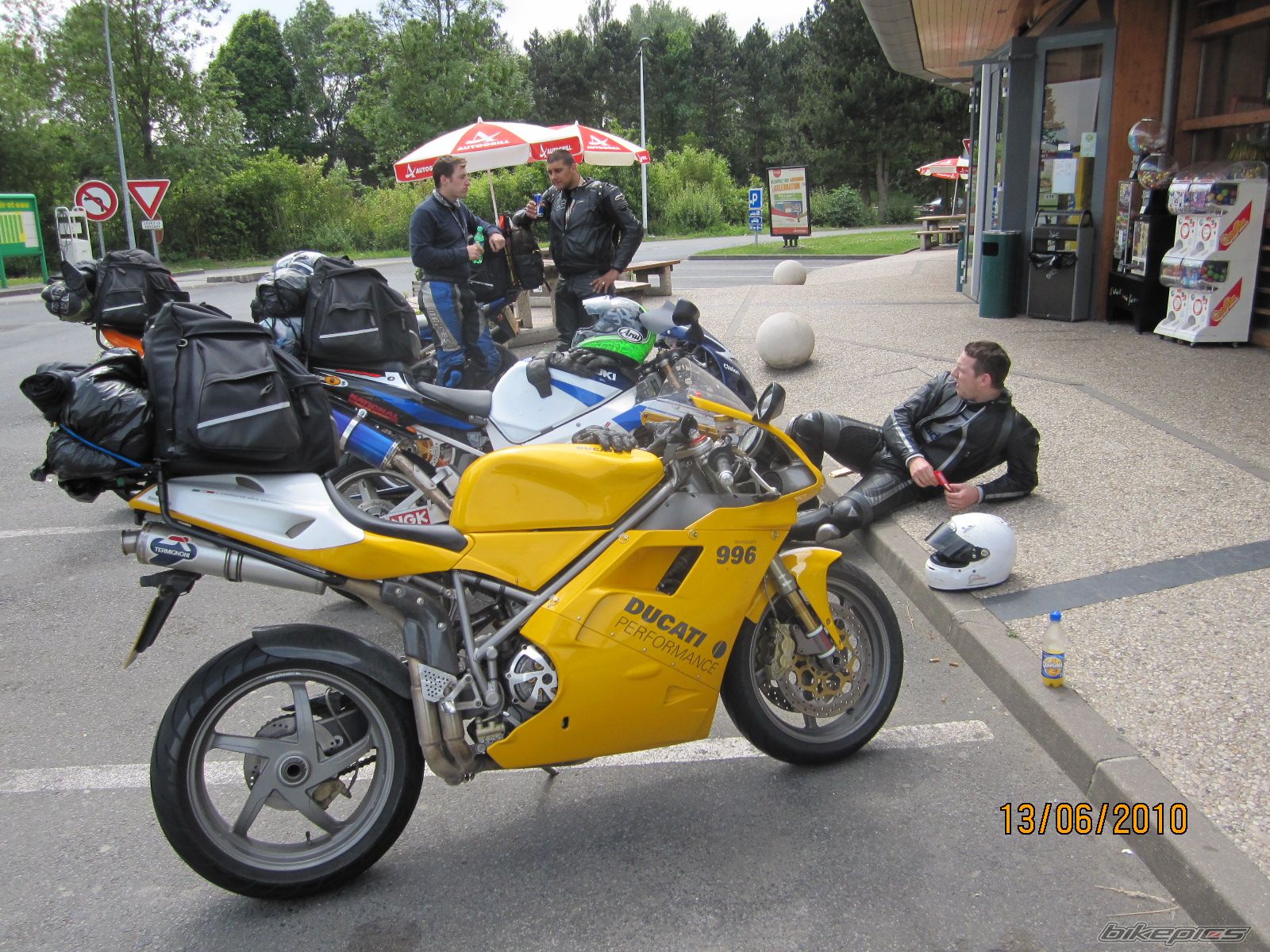Photo 2001038