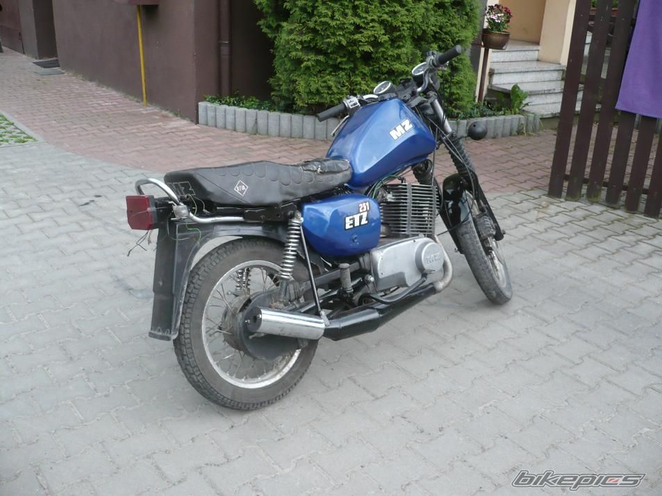 Photo 2001078