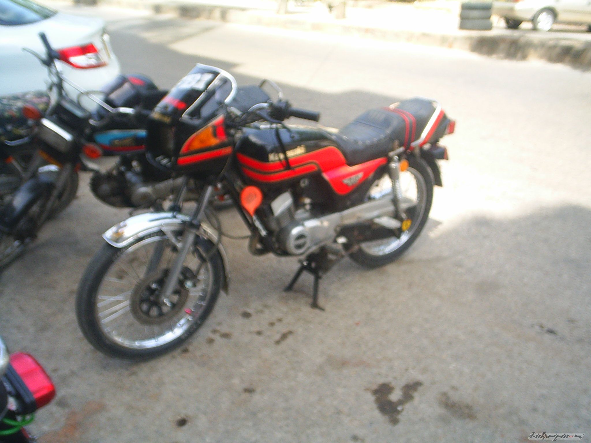 Photo 2001347