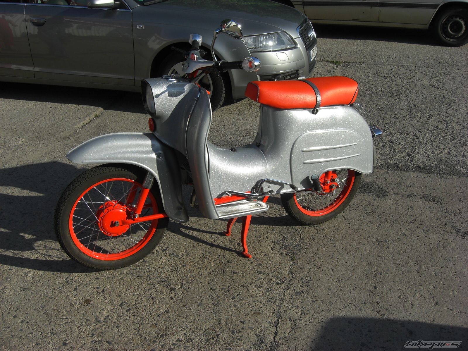 Photo 2001469