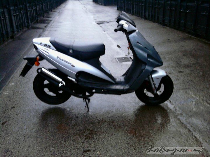 Photo 2001493