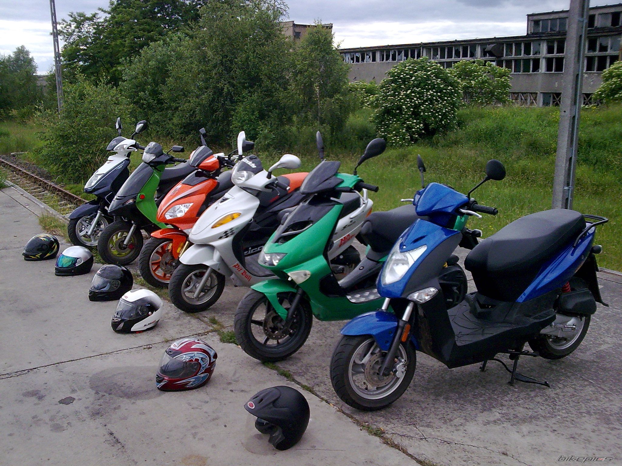 Photo 2001660