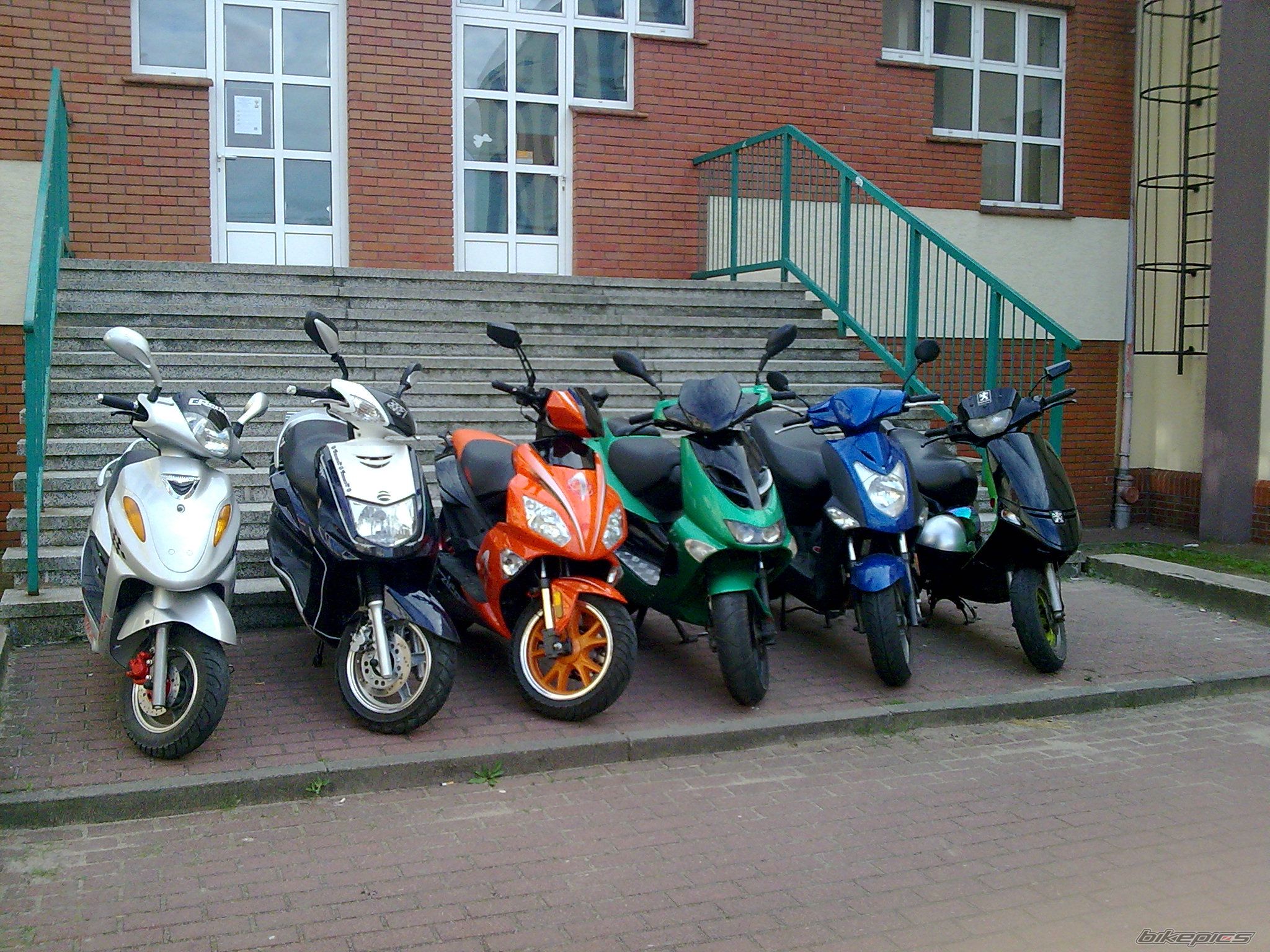 Photo 2001665