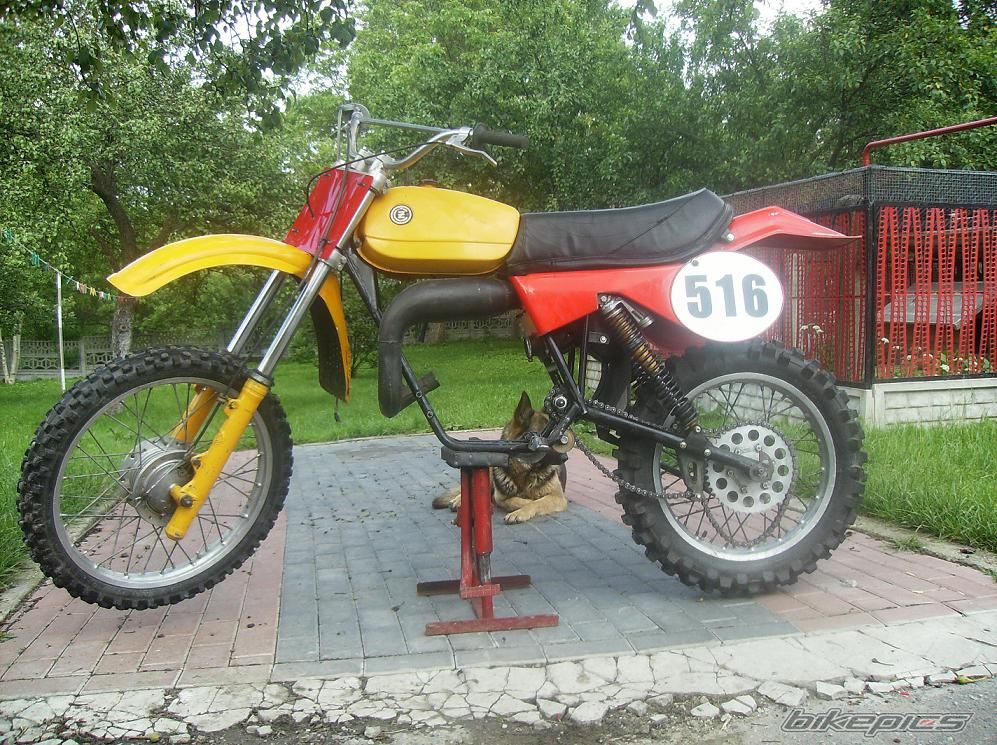 Photo 2002028