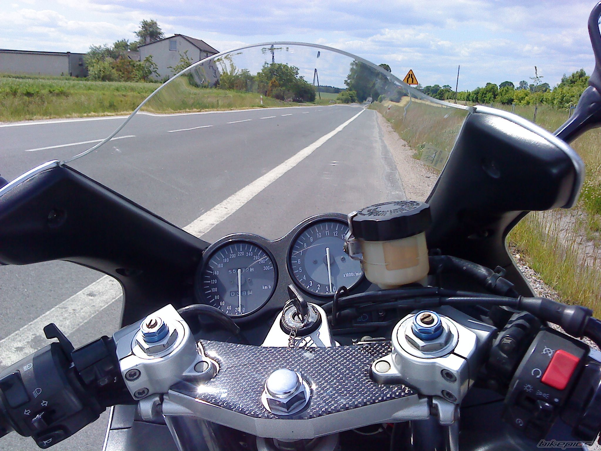 Photo 2002249