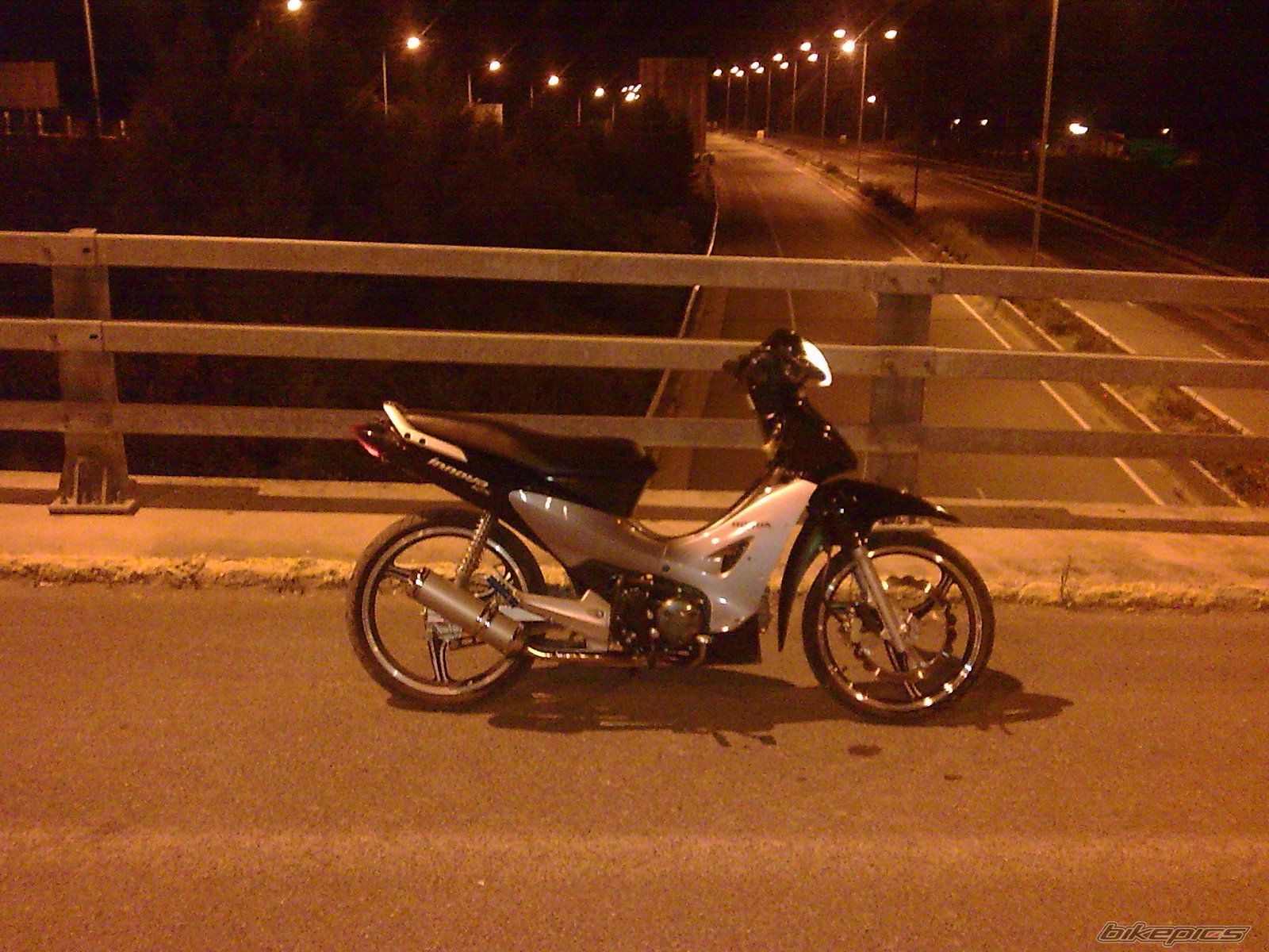 Photo 2002332