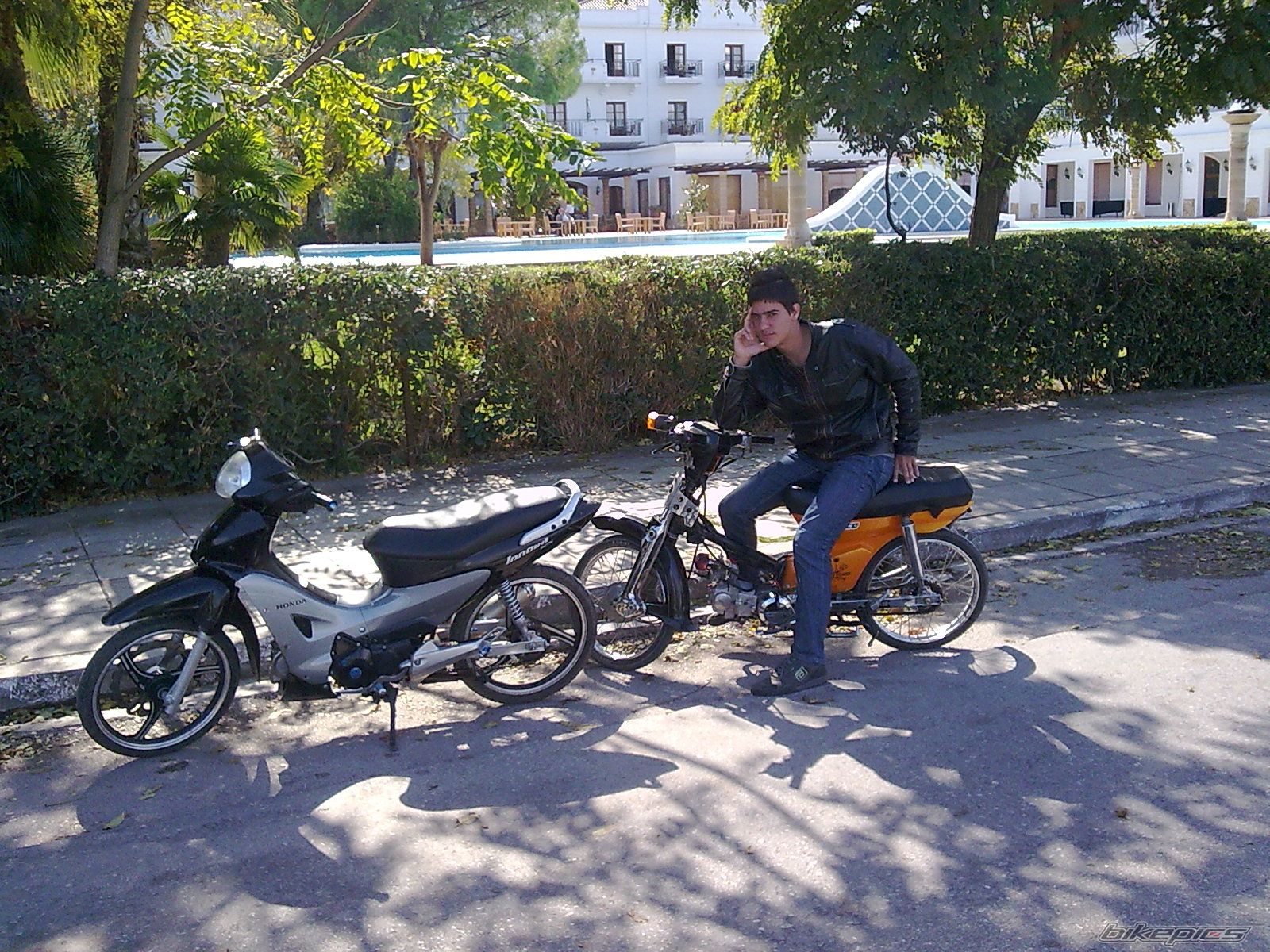 Photo 2002334