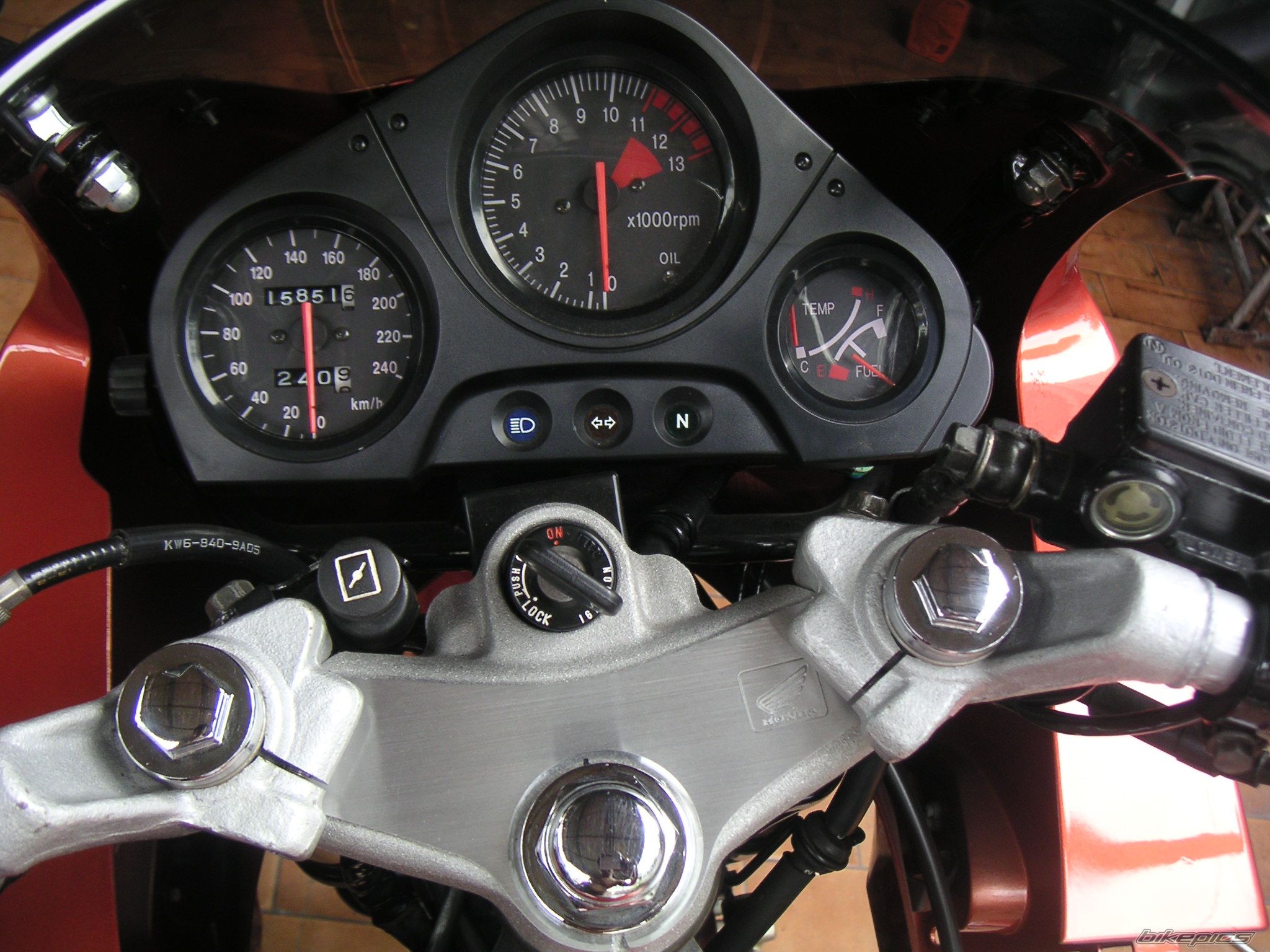 Photo 2002361