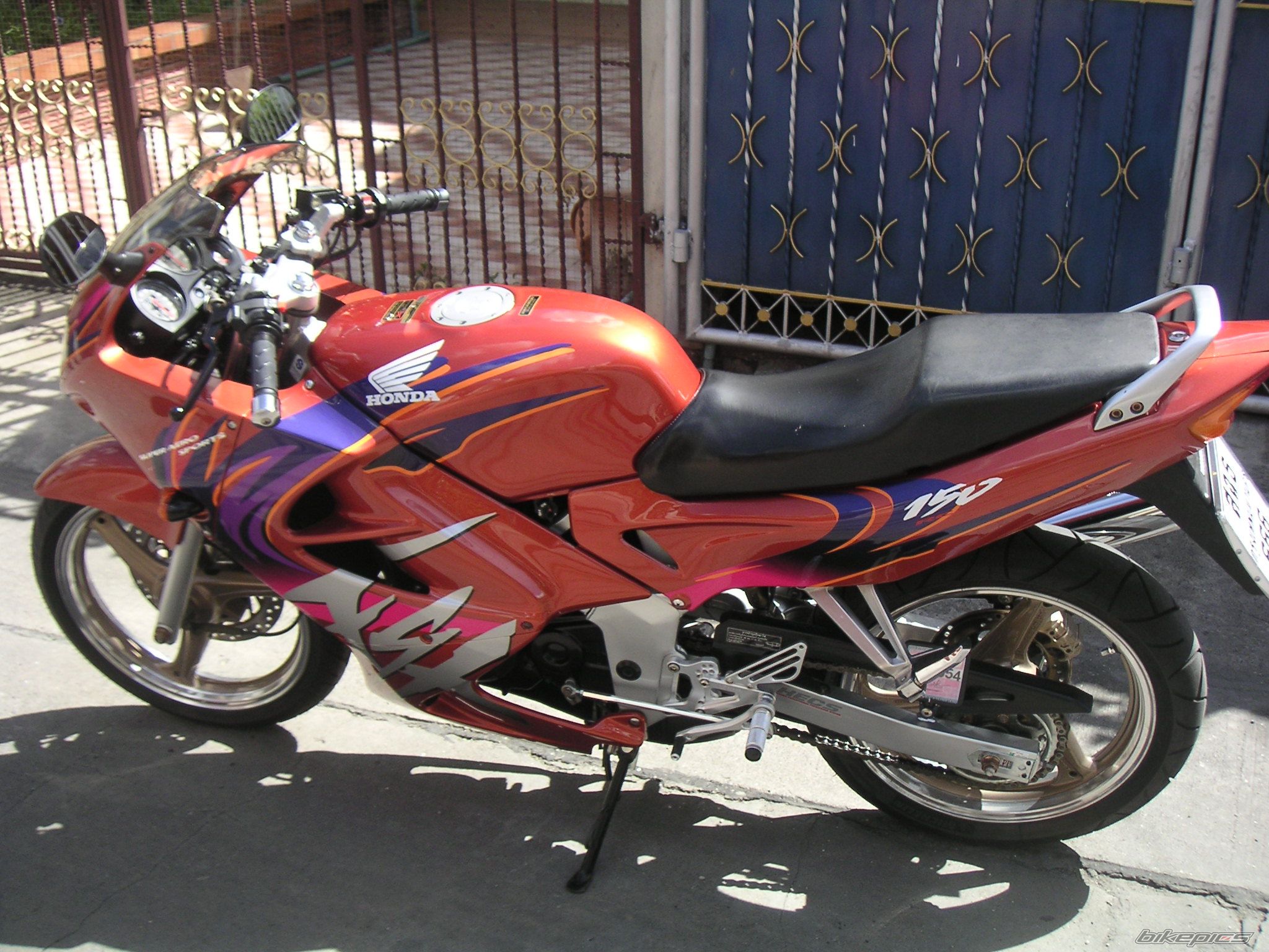 Photo 2002372