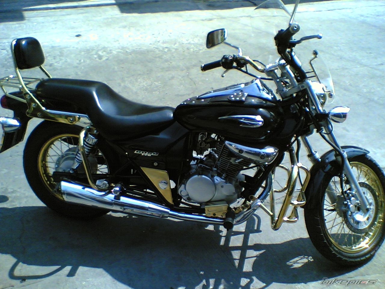 Photo 2002440
