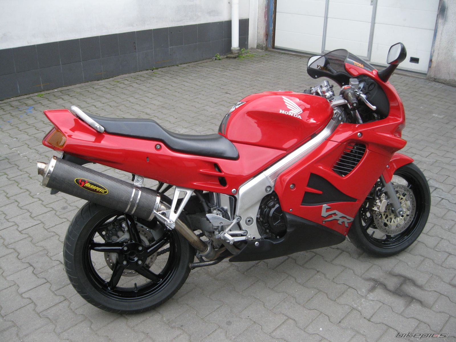 Photo 2002741