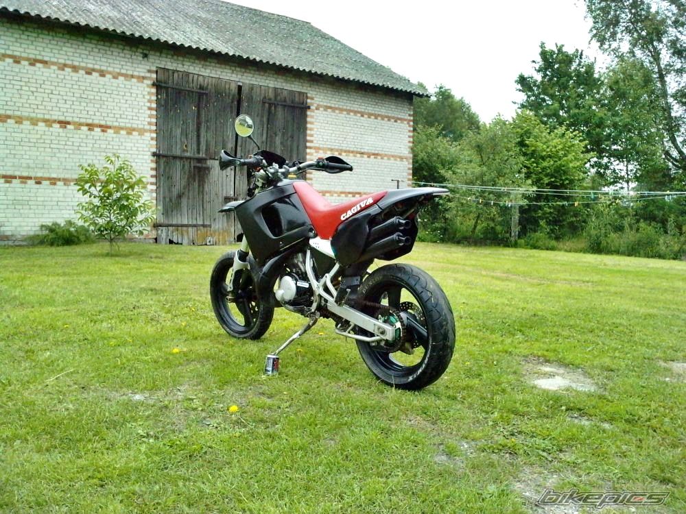 Photo 2002885
