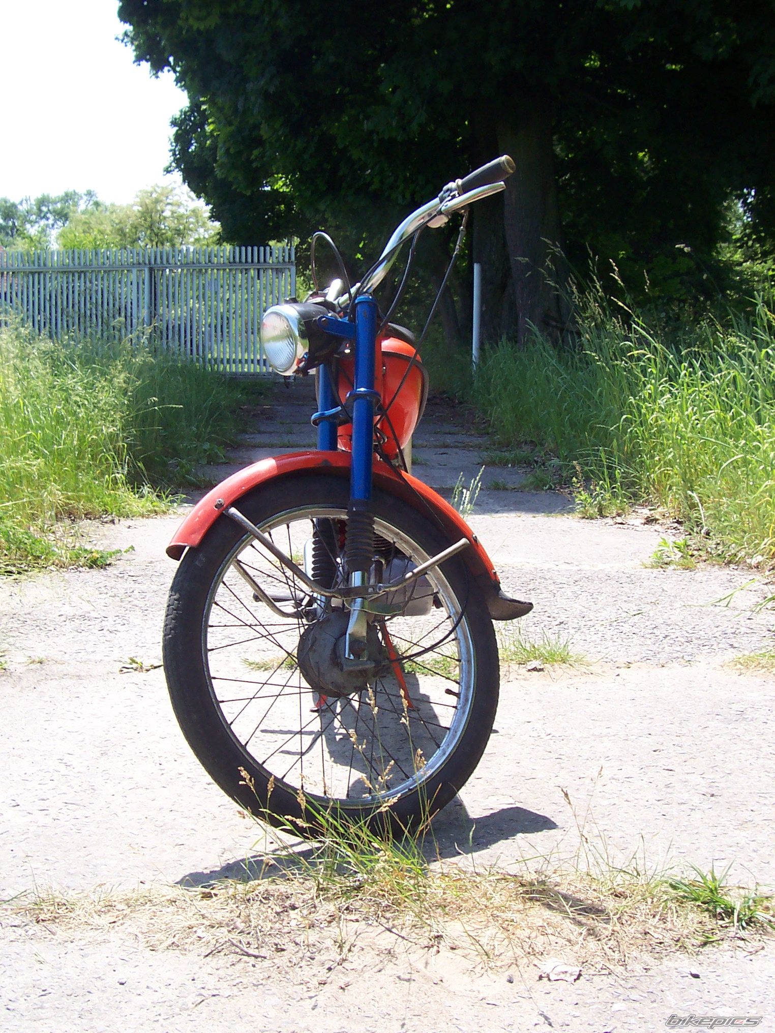 Bike Photo 2002972