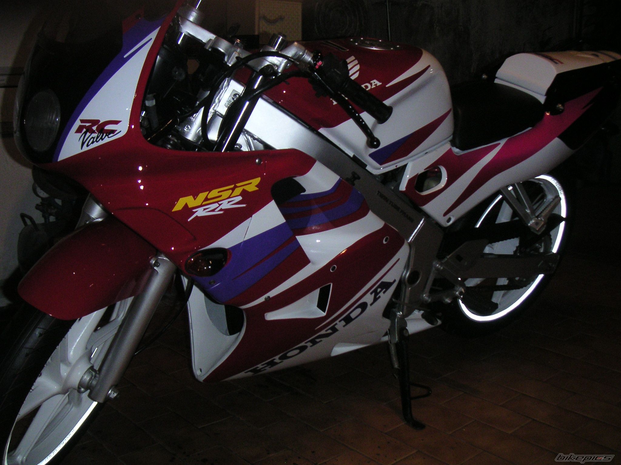 Photo 2003021
