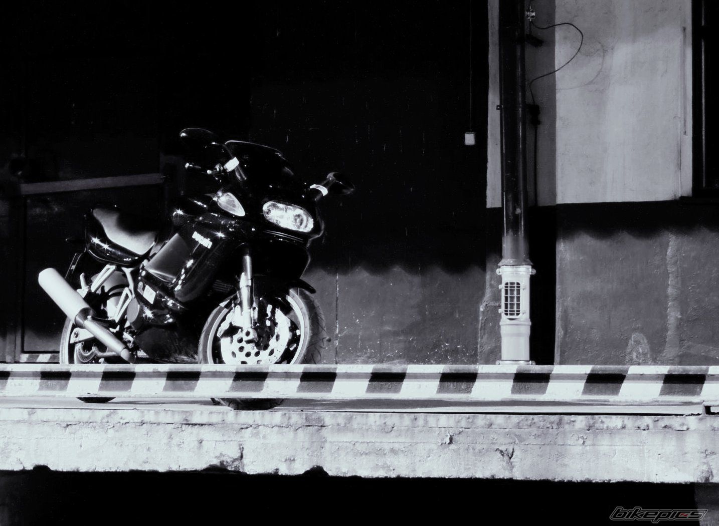 Bike Photo 2003048