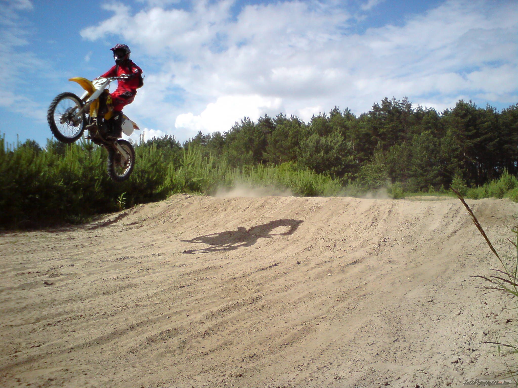 Photo 2003054